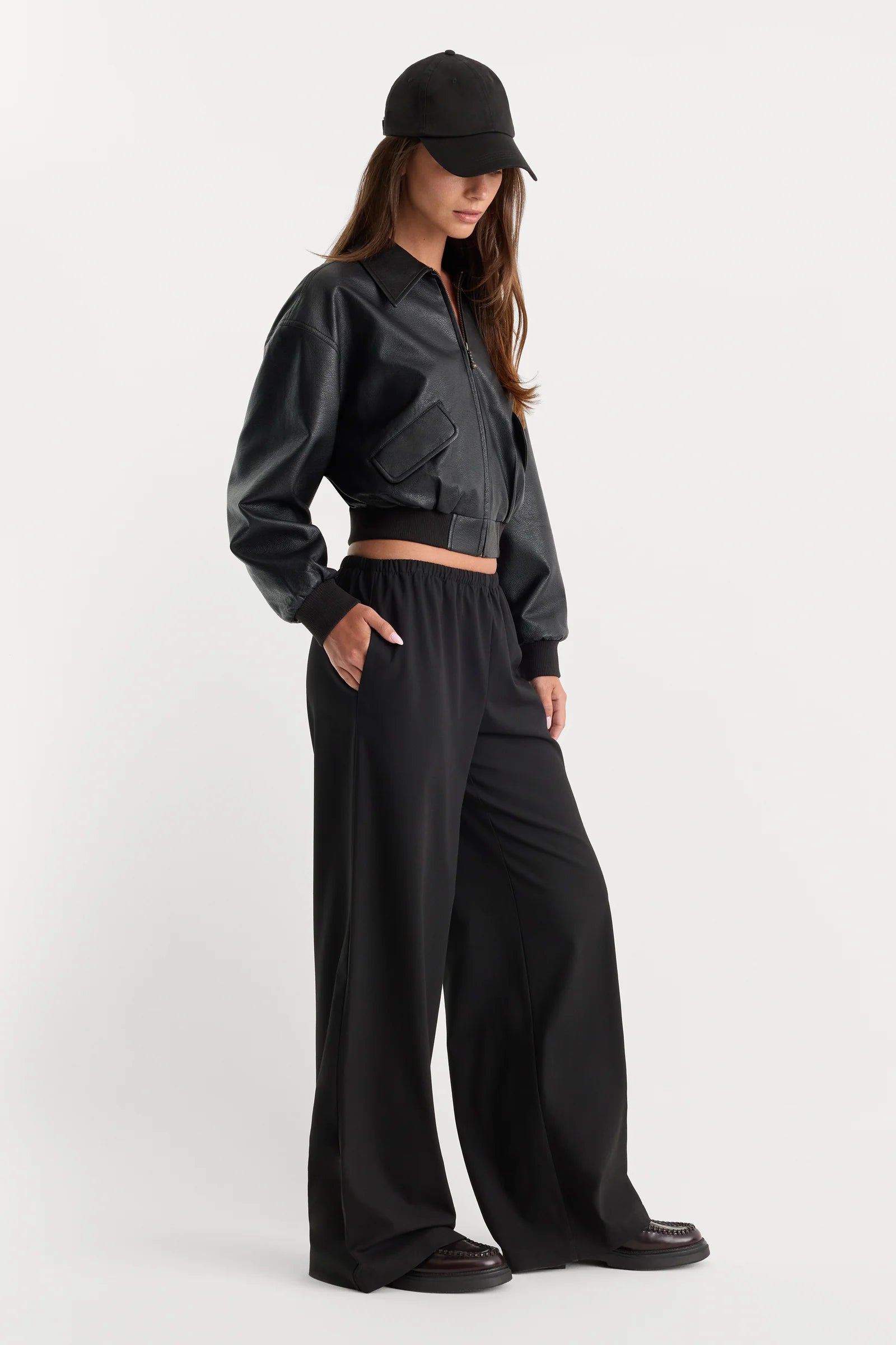 Good American - The Pull On Trouser - Black