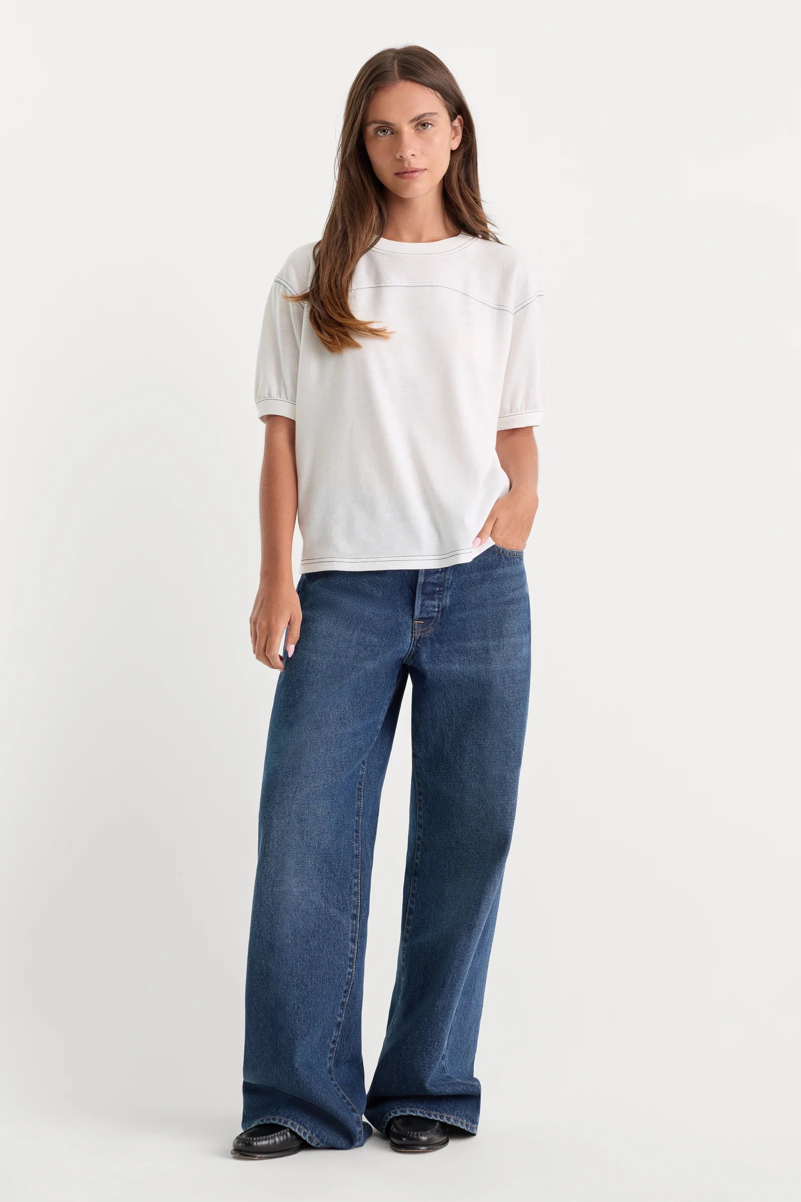 Good American - The Gym Tee - Chalk