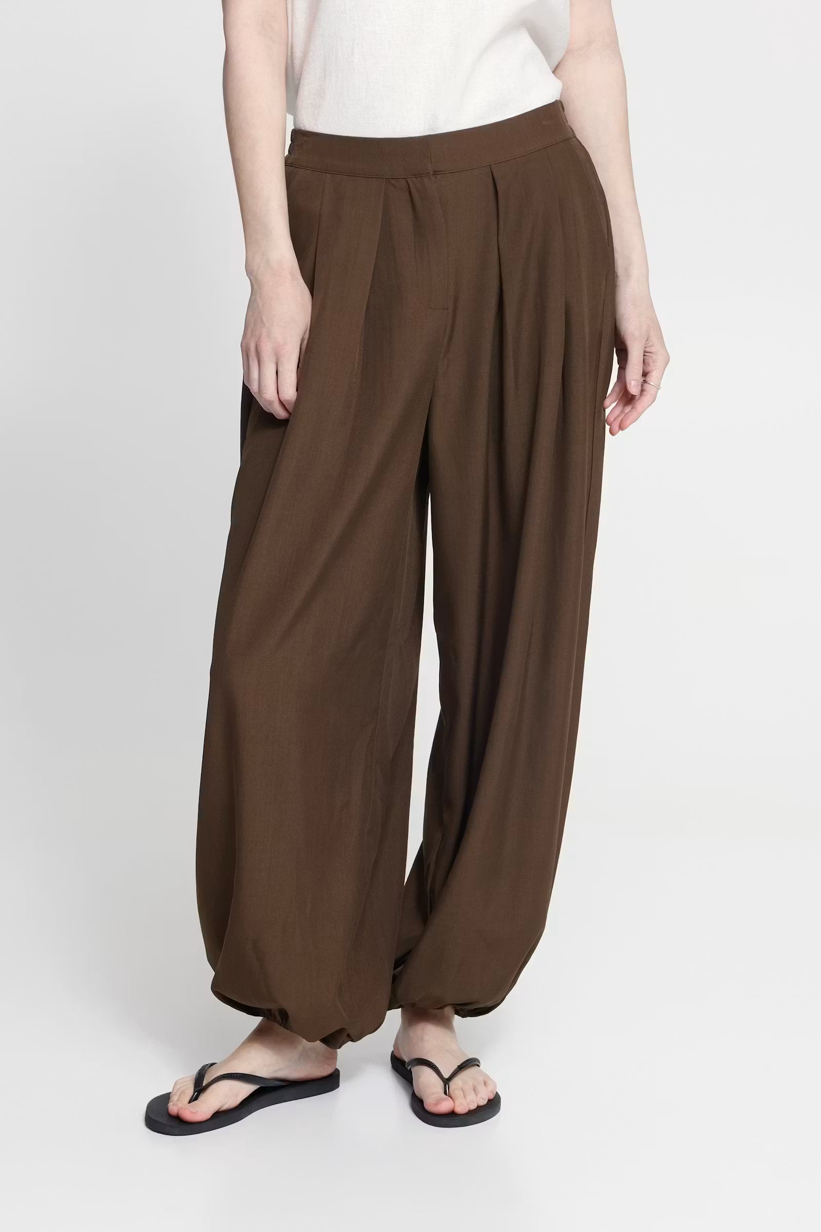 Ihfava Barrel Pants - Brown