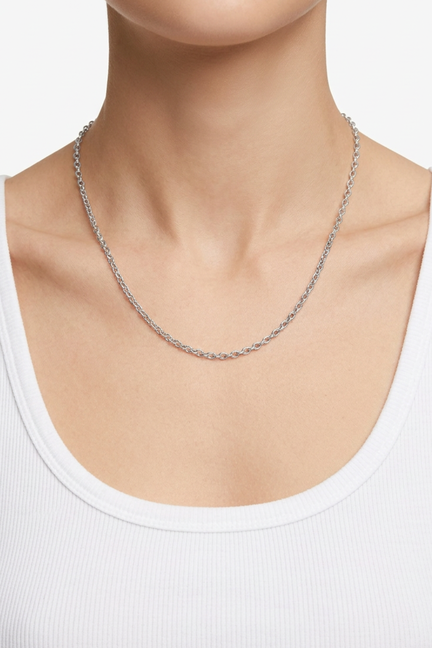 18K Lilly Chain Necklace