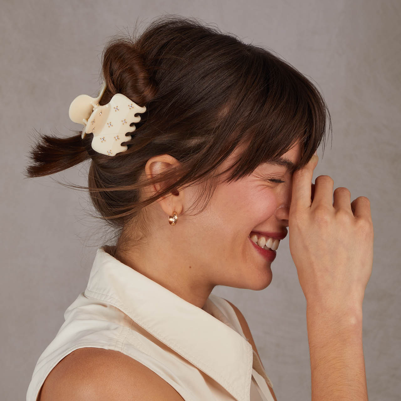 KITSCH Rhinestone Puffy Claw Clip - 1 pc - Ivory