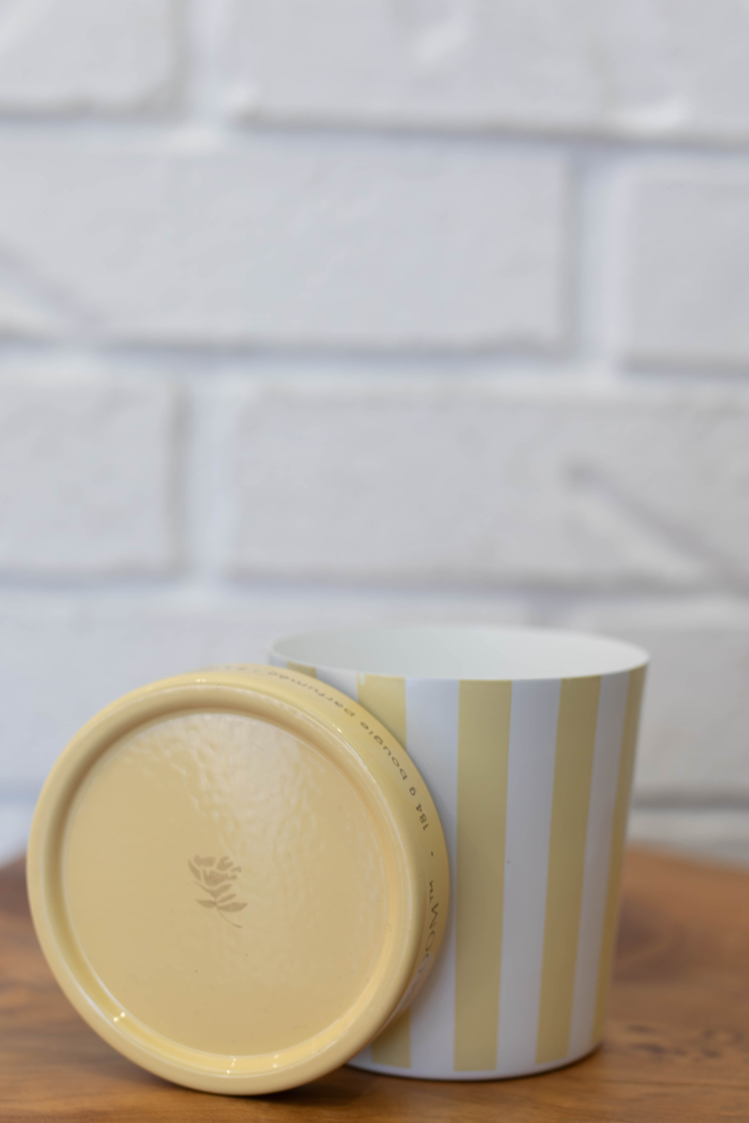 Capri Blue - Artisan Caffe Capri Gelato Cup Candle - Isla Bloom