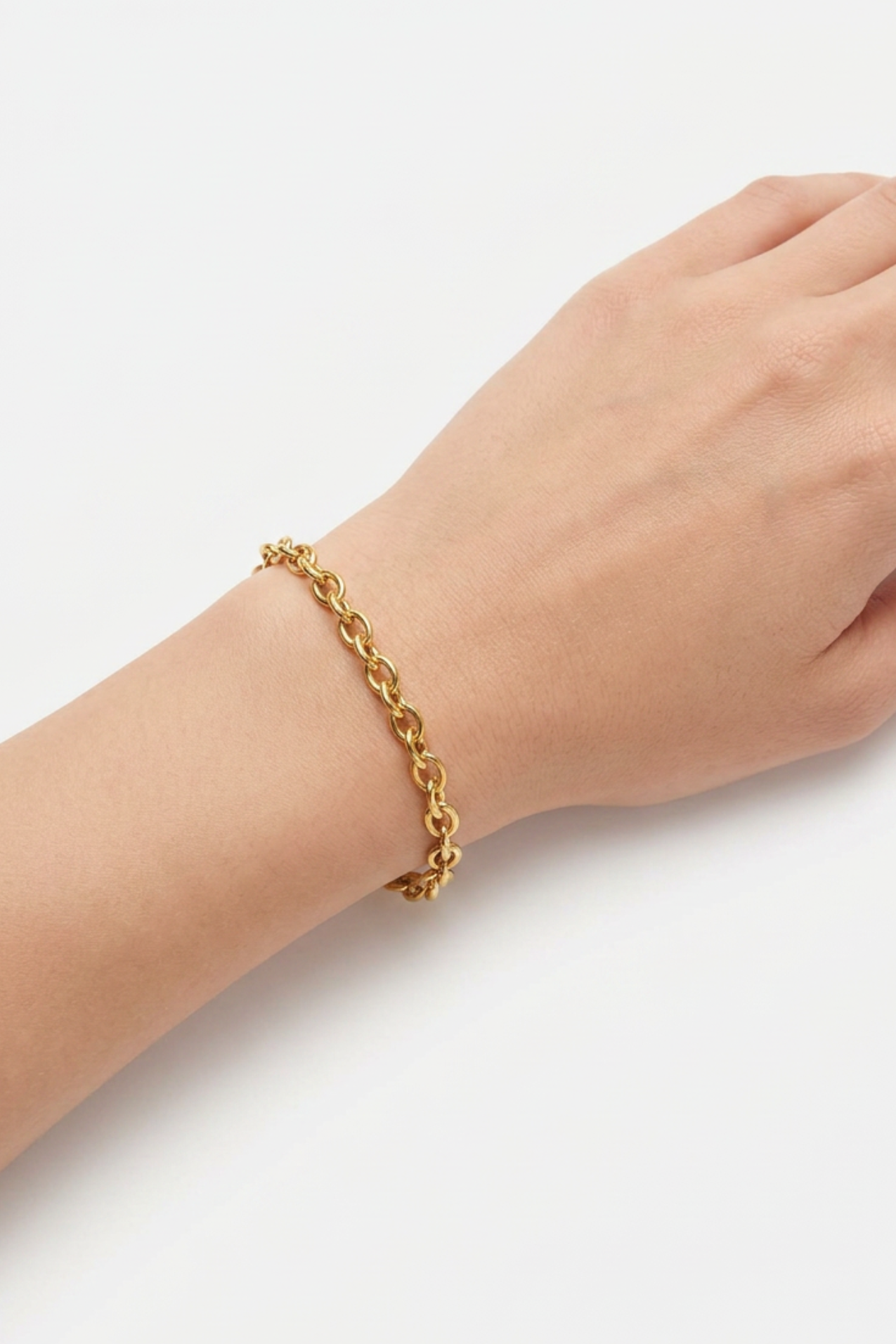 18K Evie Oval Chain Bracelet