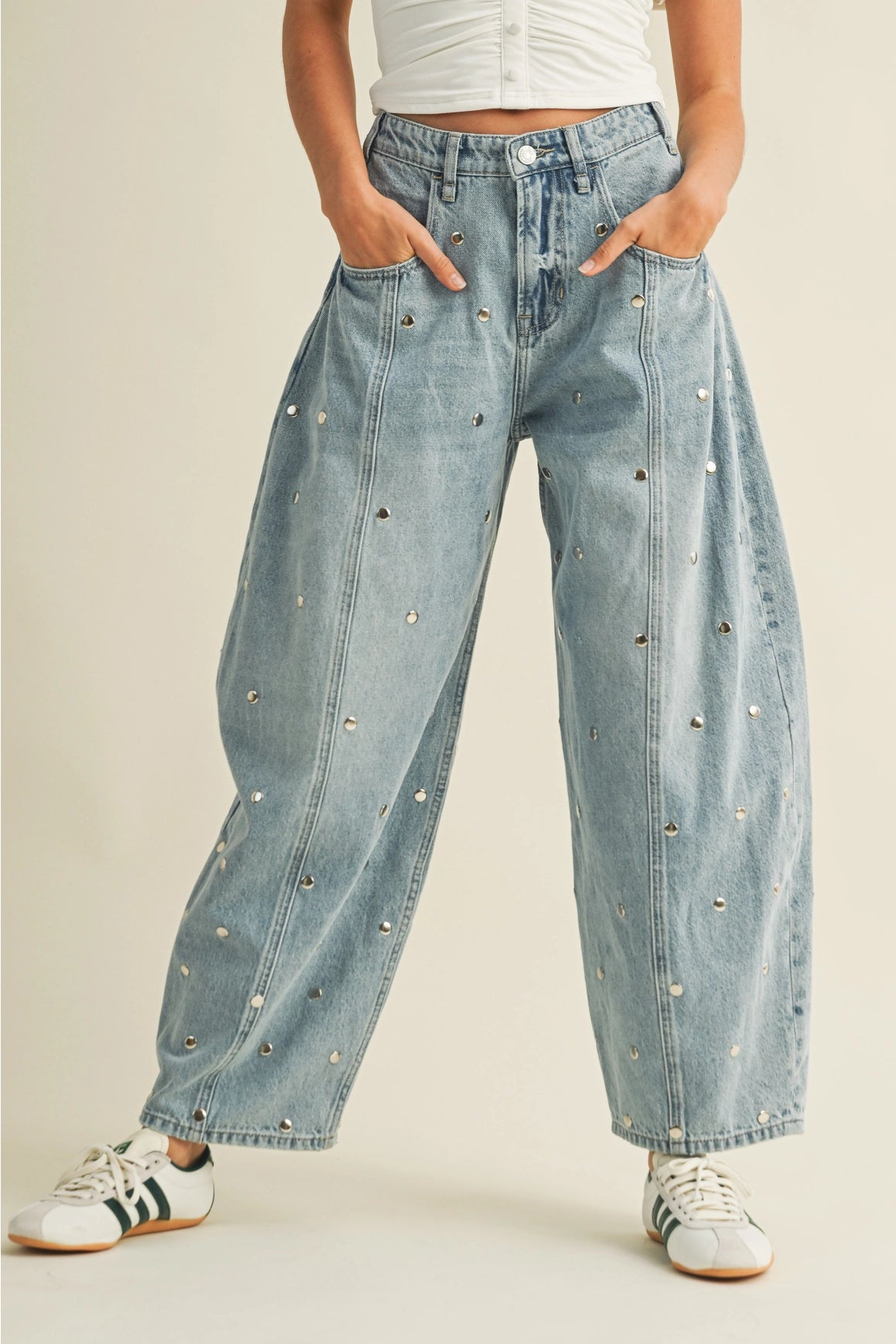 Studded Barrel Jeans - Light Blue