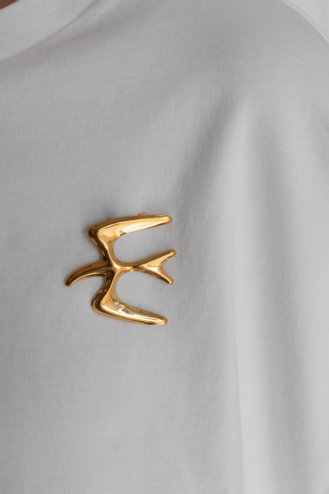18K Gold Mockingbird Brooch