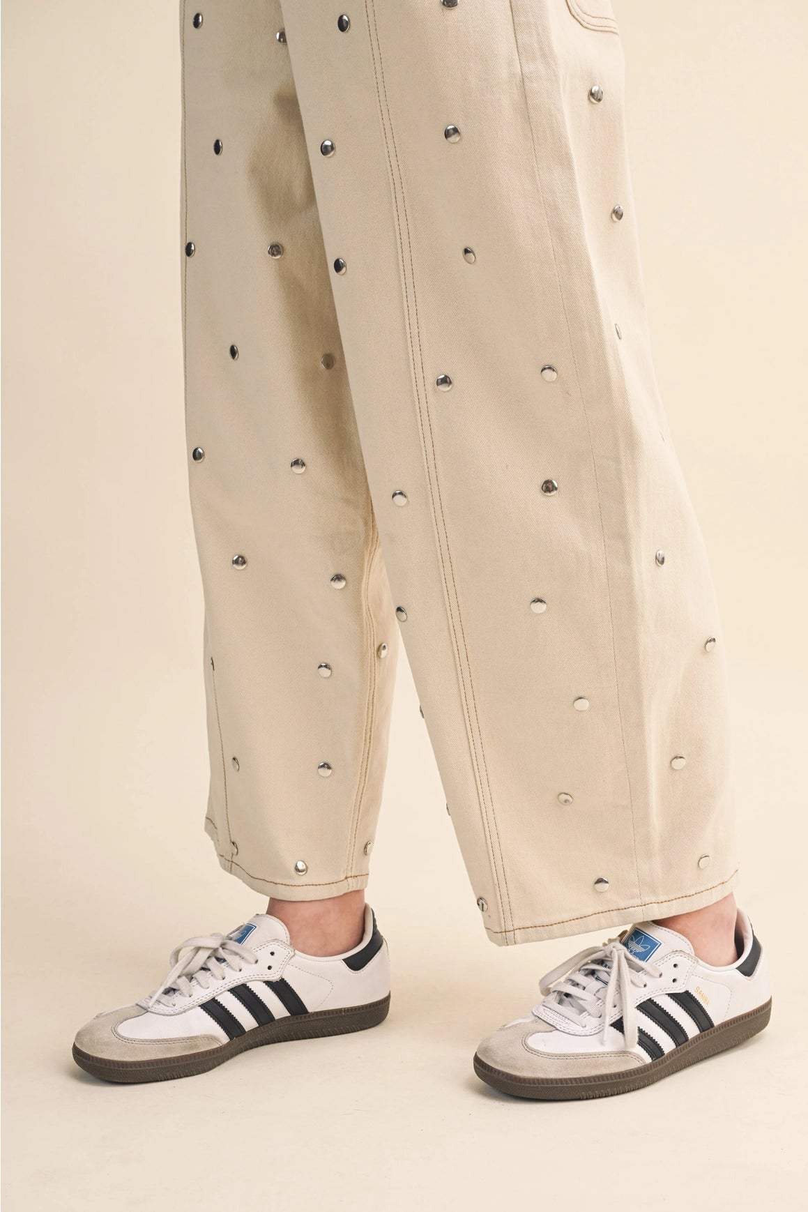 Studded Barrel Jeans - Cream