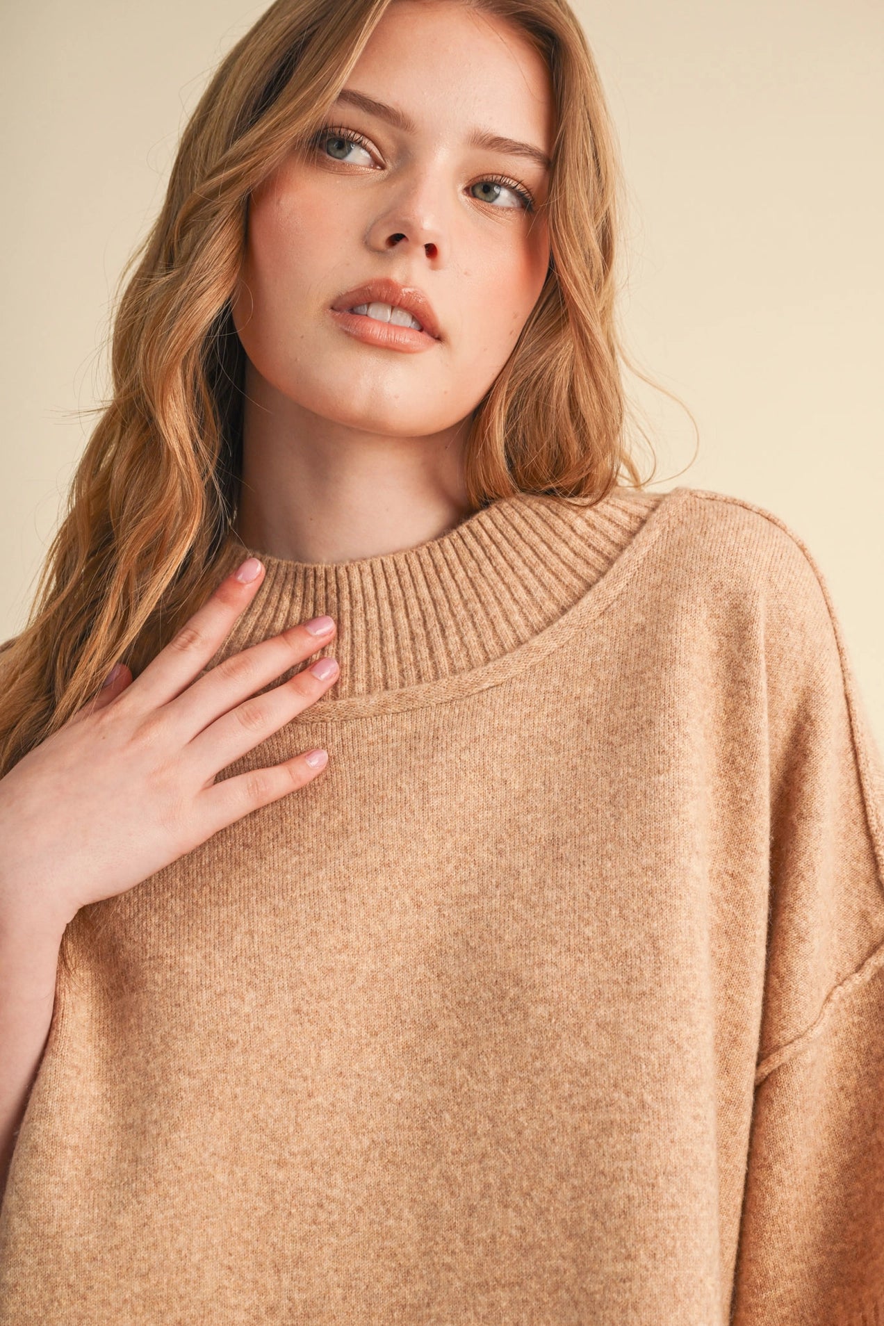 Cropped Knit Short Sleeve Sweater - Oat Beige