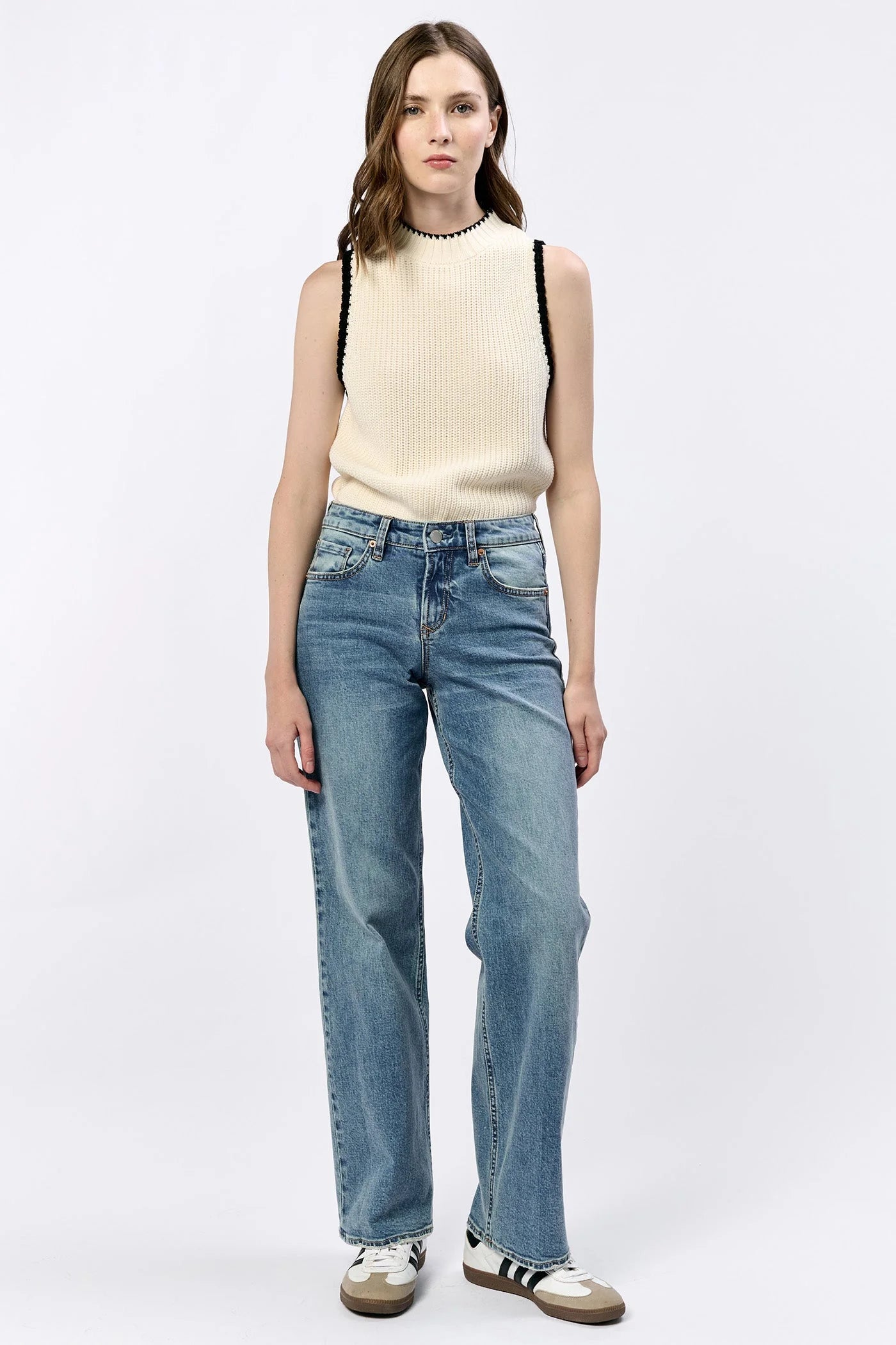 Taylor Straight Leg Jeans - Vintage Flow