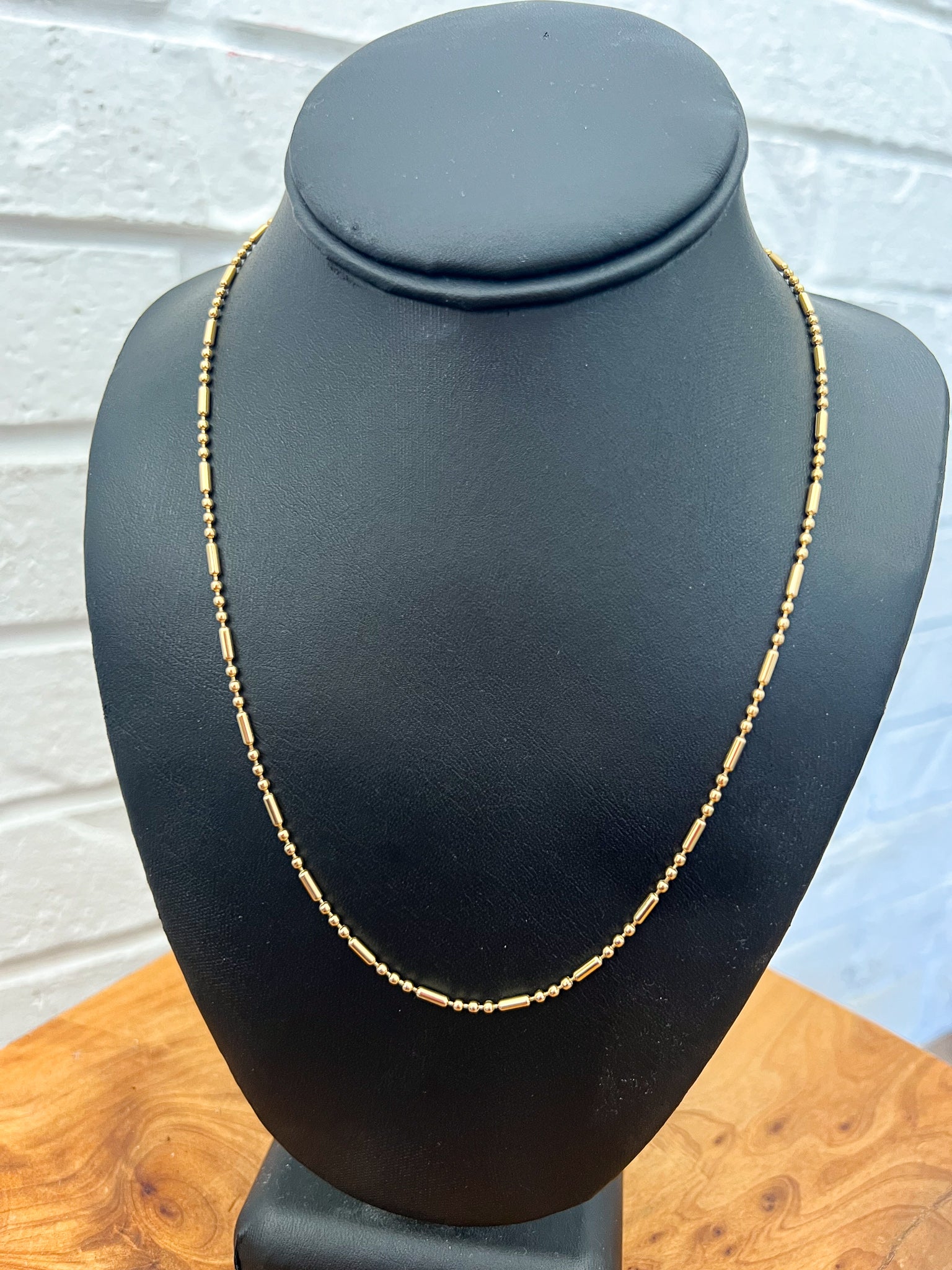 18K Lila Pill Chain Necklace