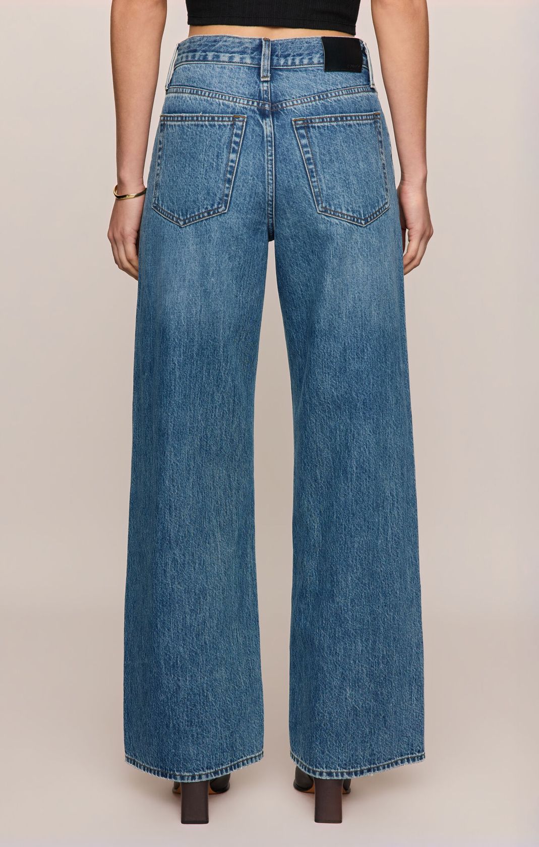 Z Supply - The Head Turner High Rise Wide Leg Jeans - Hush