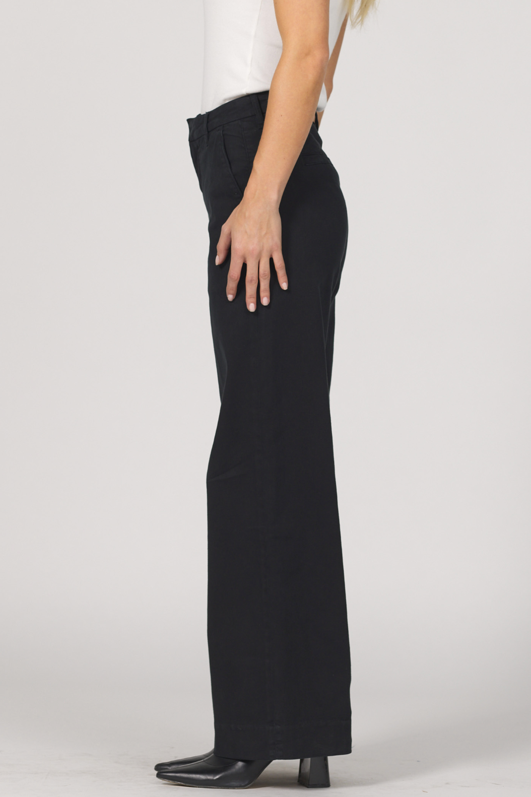 Brandy Straight Leg Pants - Black