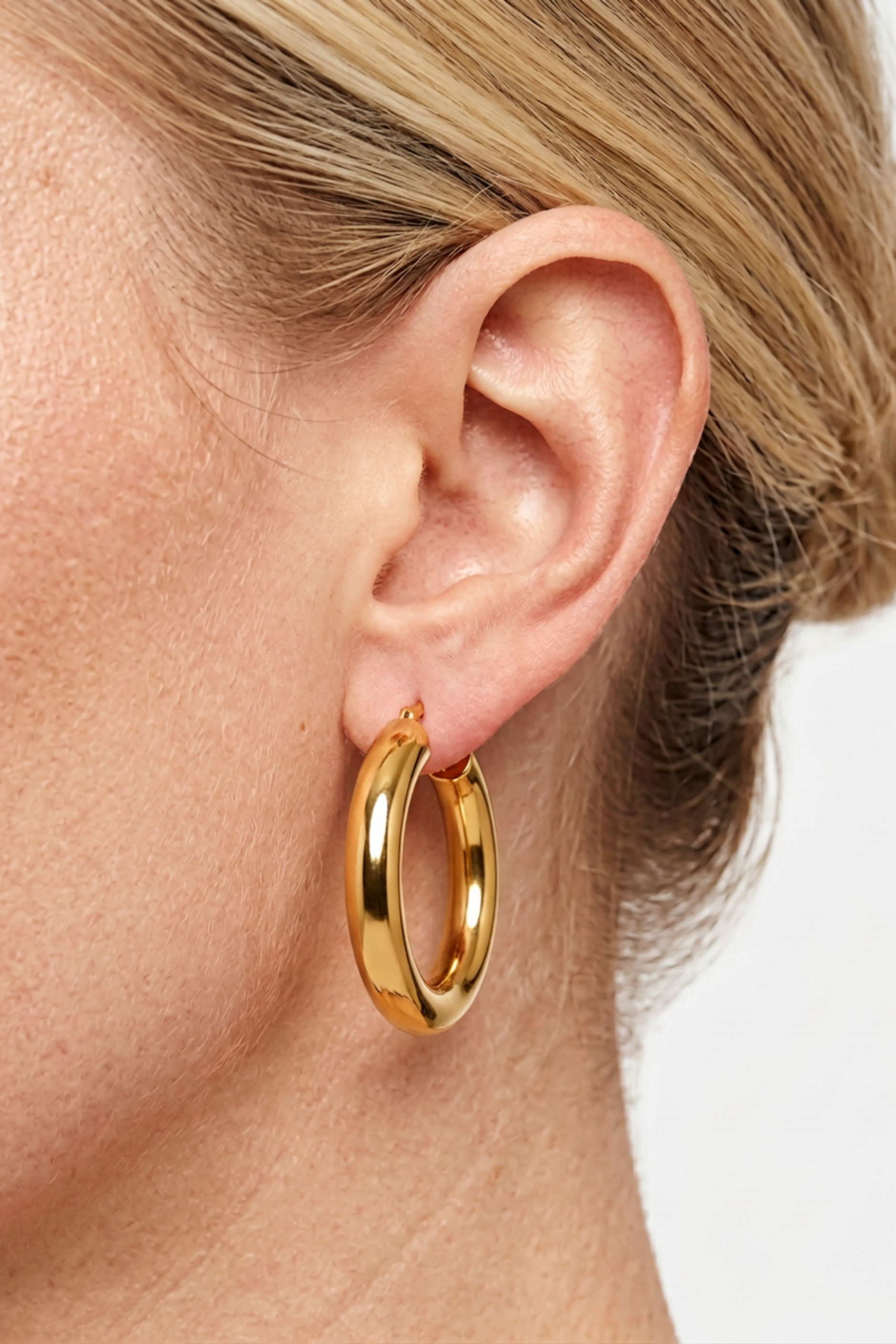 18K Brianna Hoop Earrings
