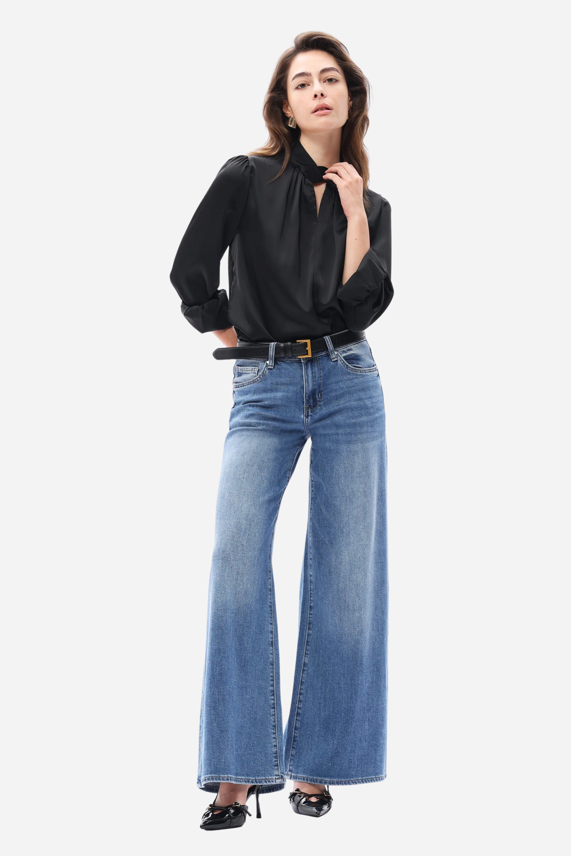 Mid Rise Wide Leg Jeans - Medium Blue