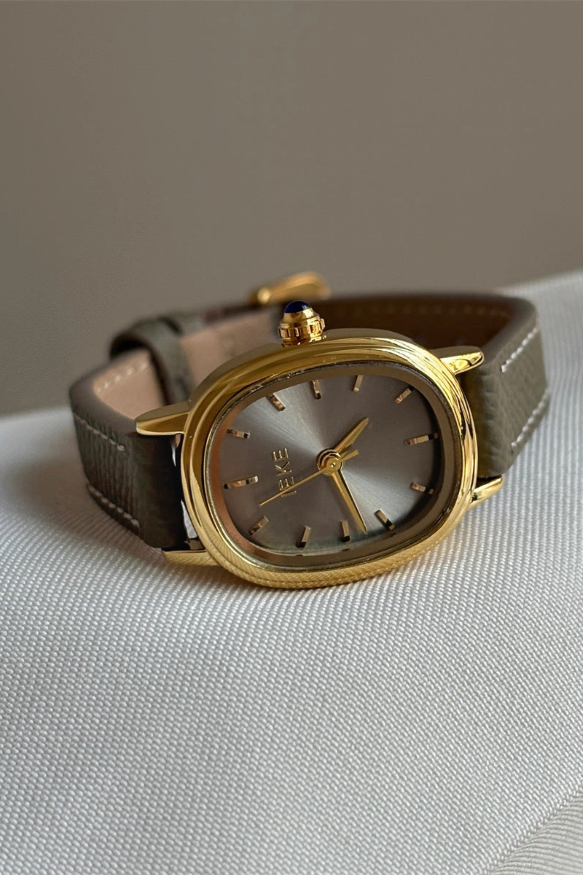 Minimalist Leather Strap Watch