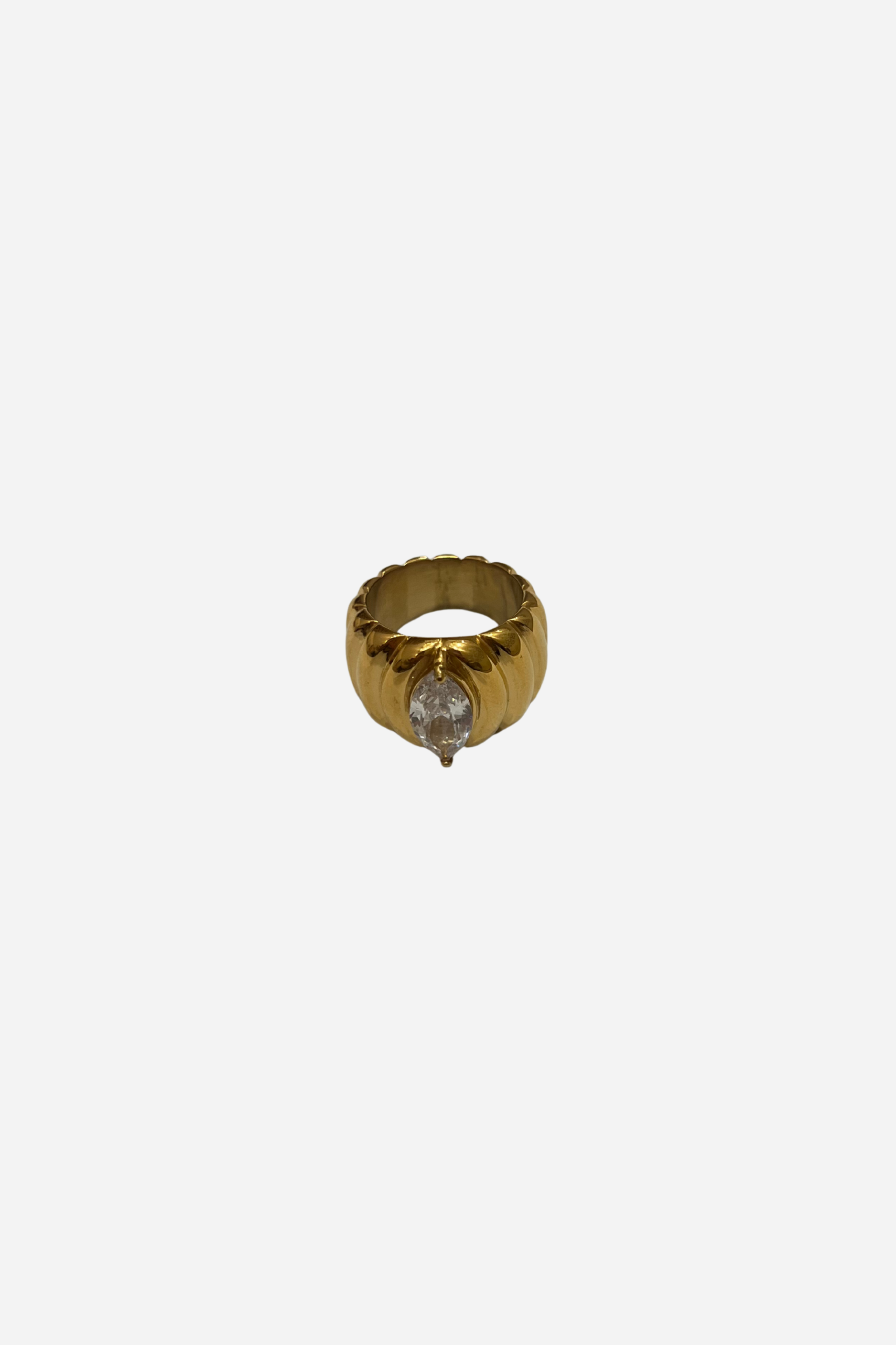 18K Eva Diamond Statement Ring