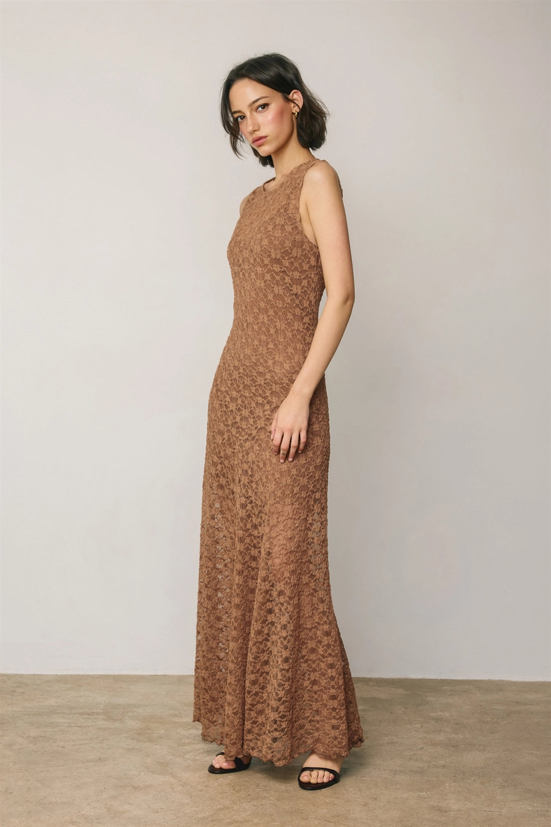 Sophia Lace Maxi Dress - Taupe