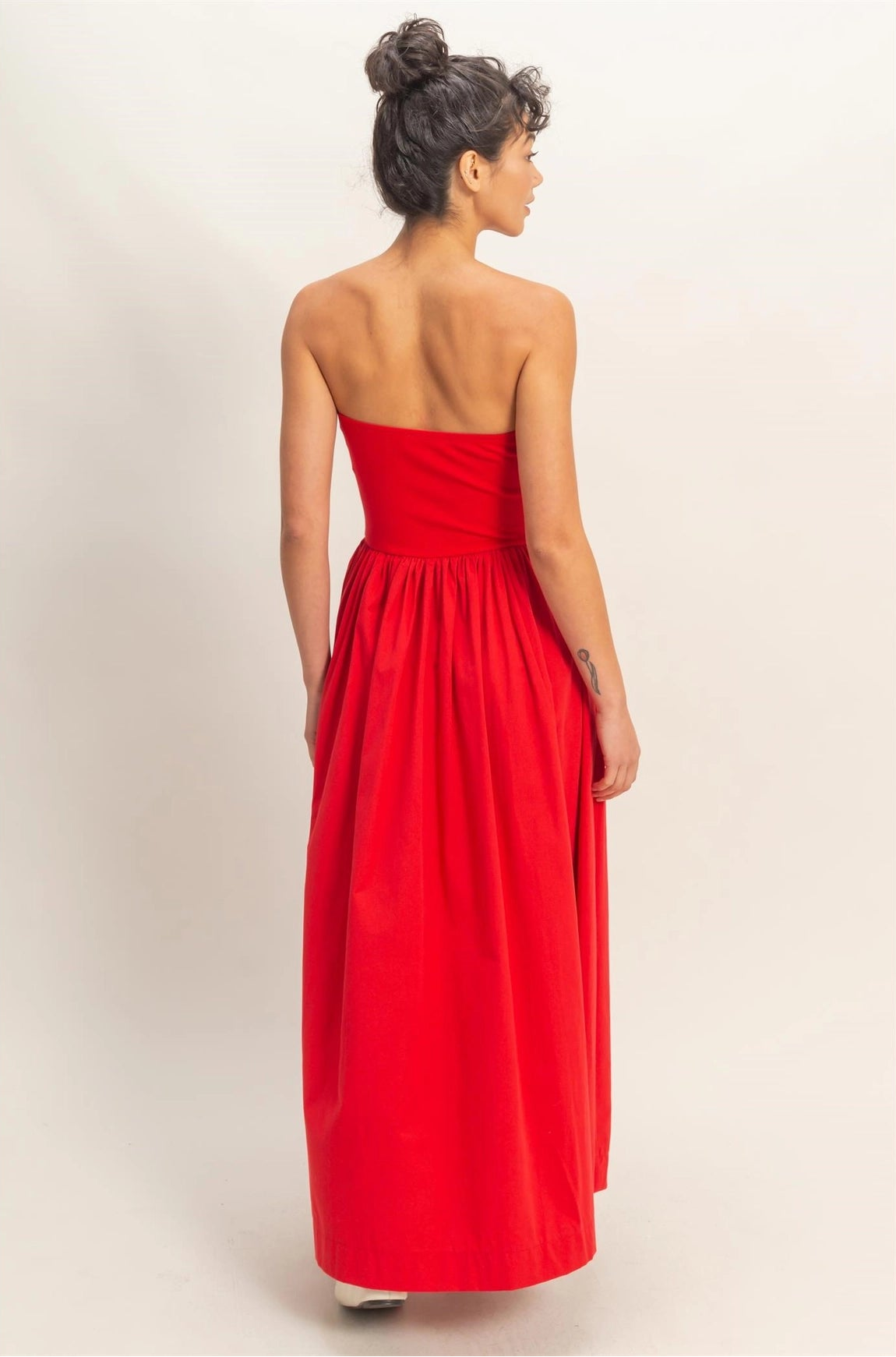 Strapless Flowy Midi Dress - Red