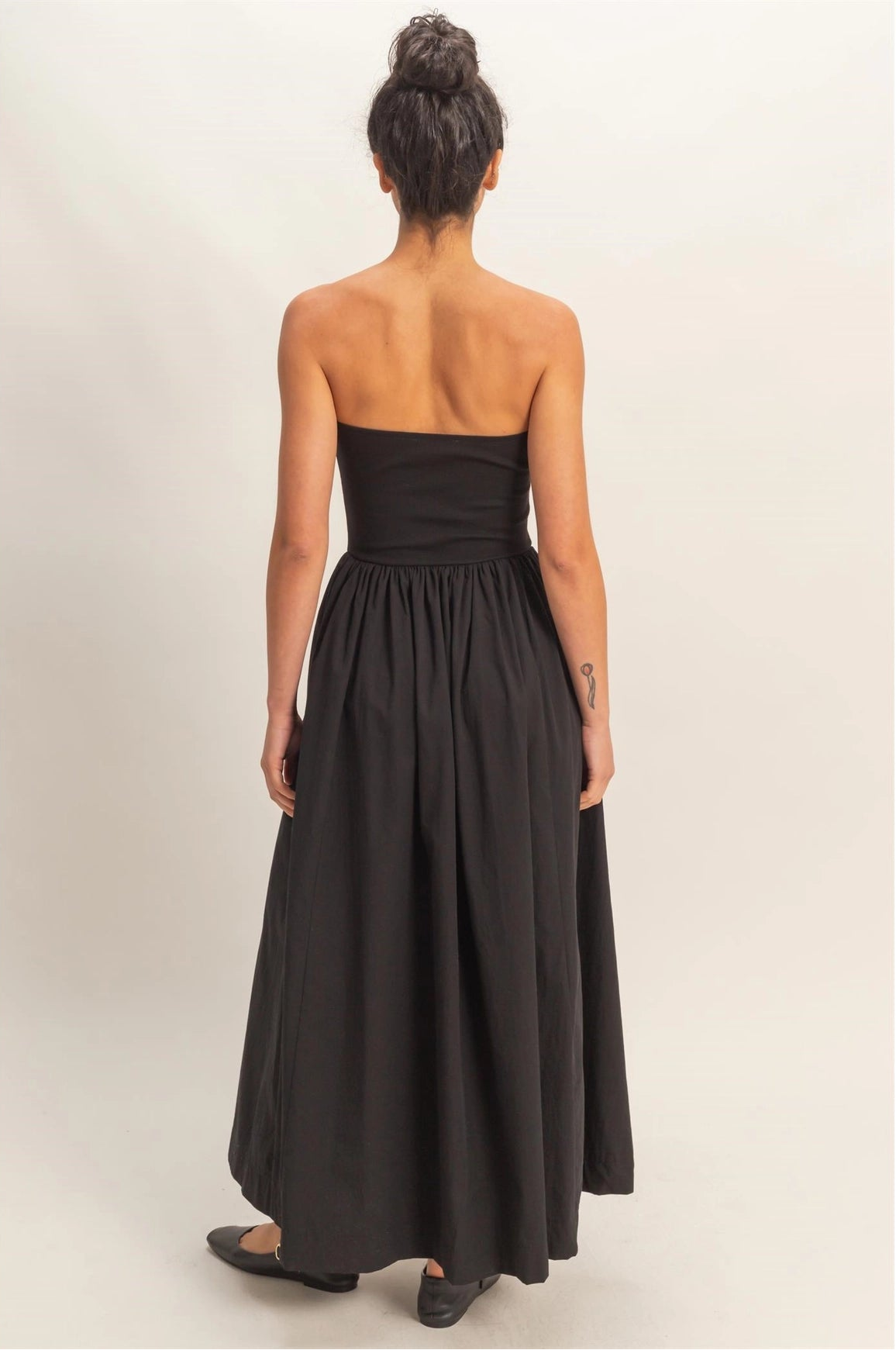 Strapless Flowy Midi Dress - Black