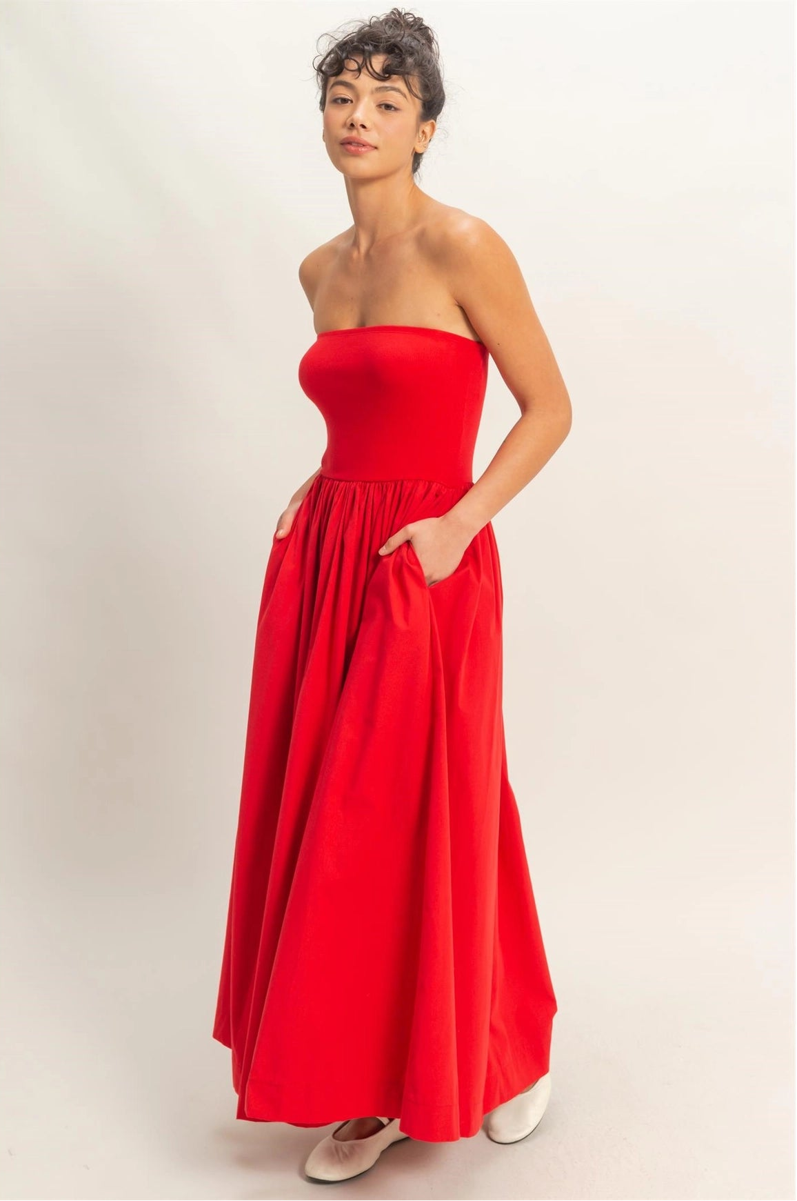 Strapless Flowy Midi Dress - Red