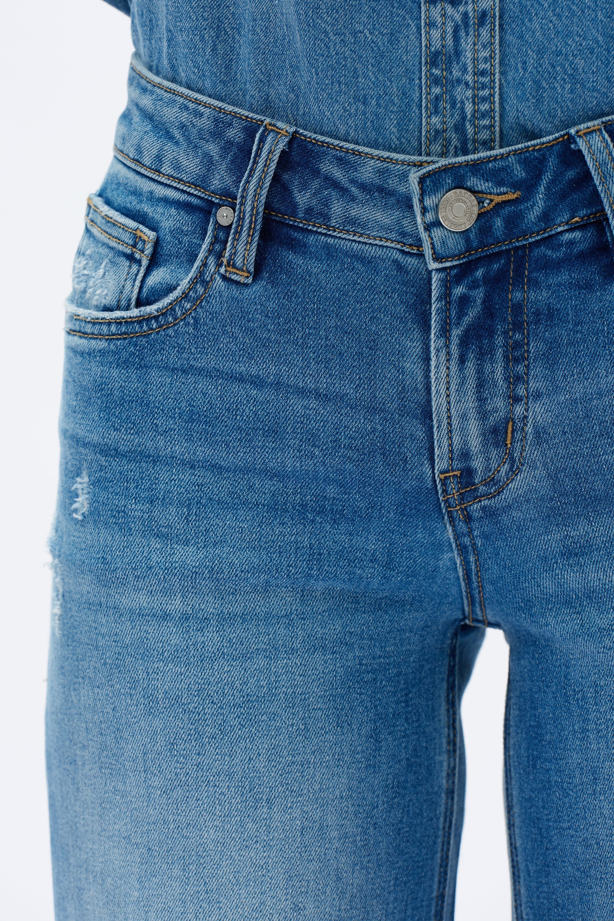 Low Rise Wide Leg Jeans - Medium Blue