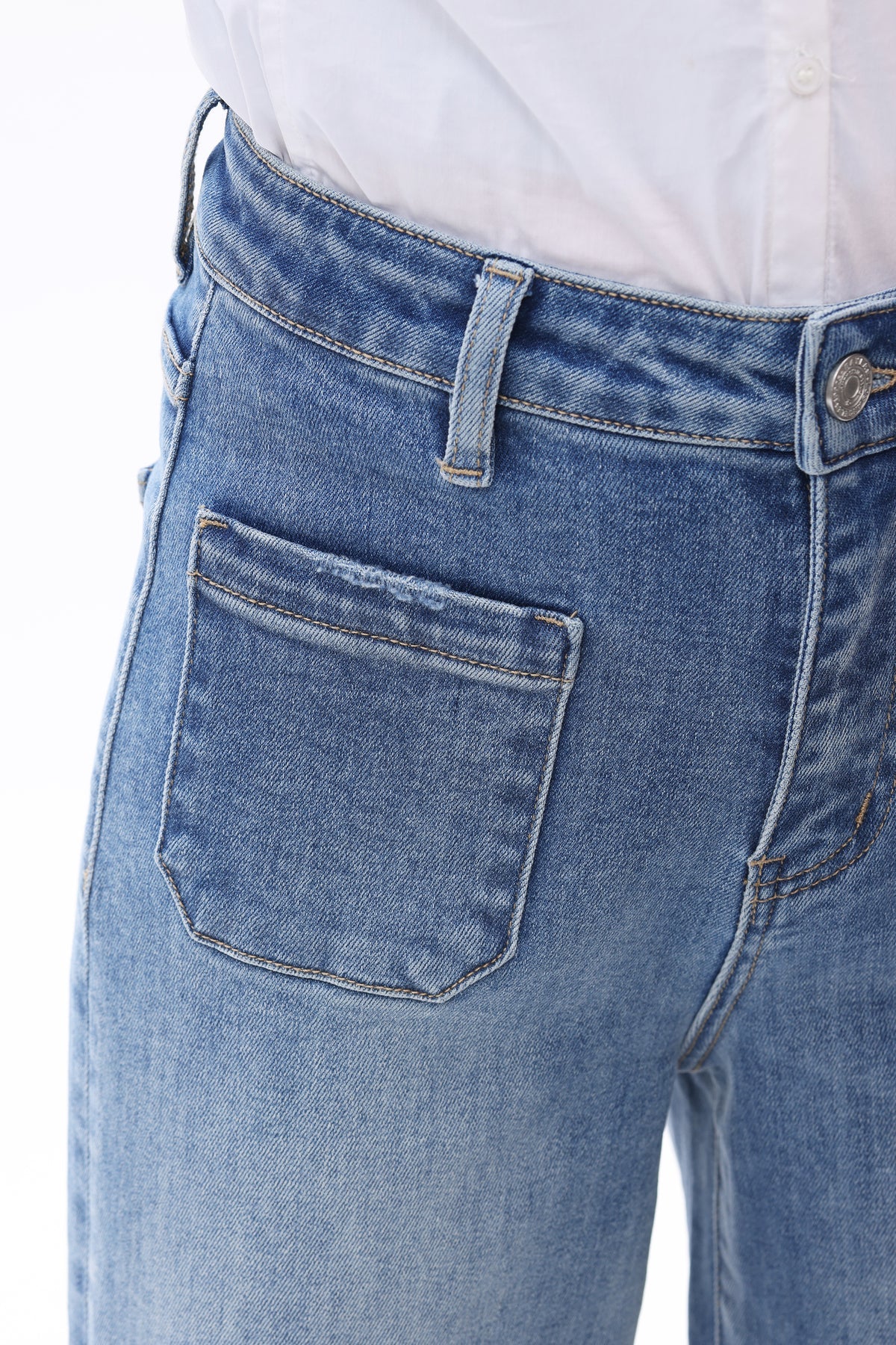 High Rise Wide Leg Jeans - Medium Blue