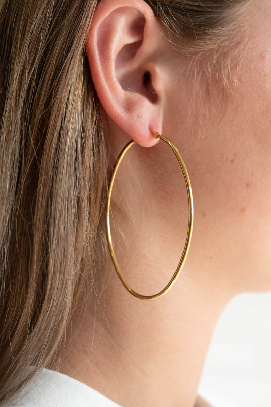 18K Jackie Hoop Earrings