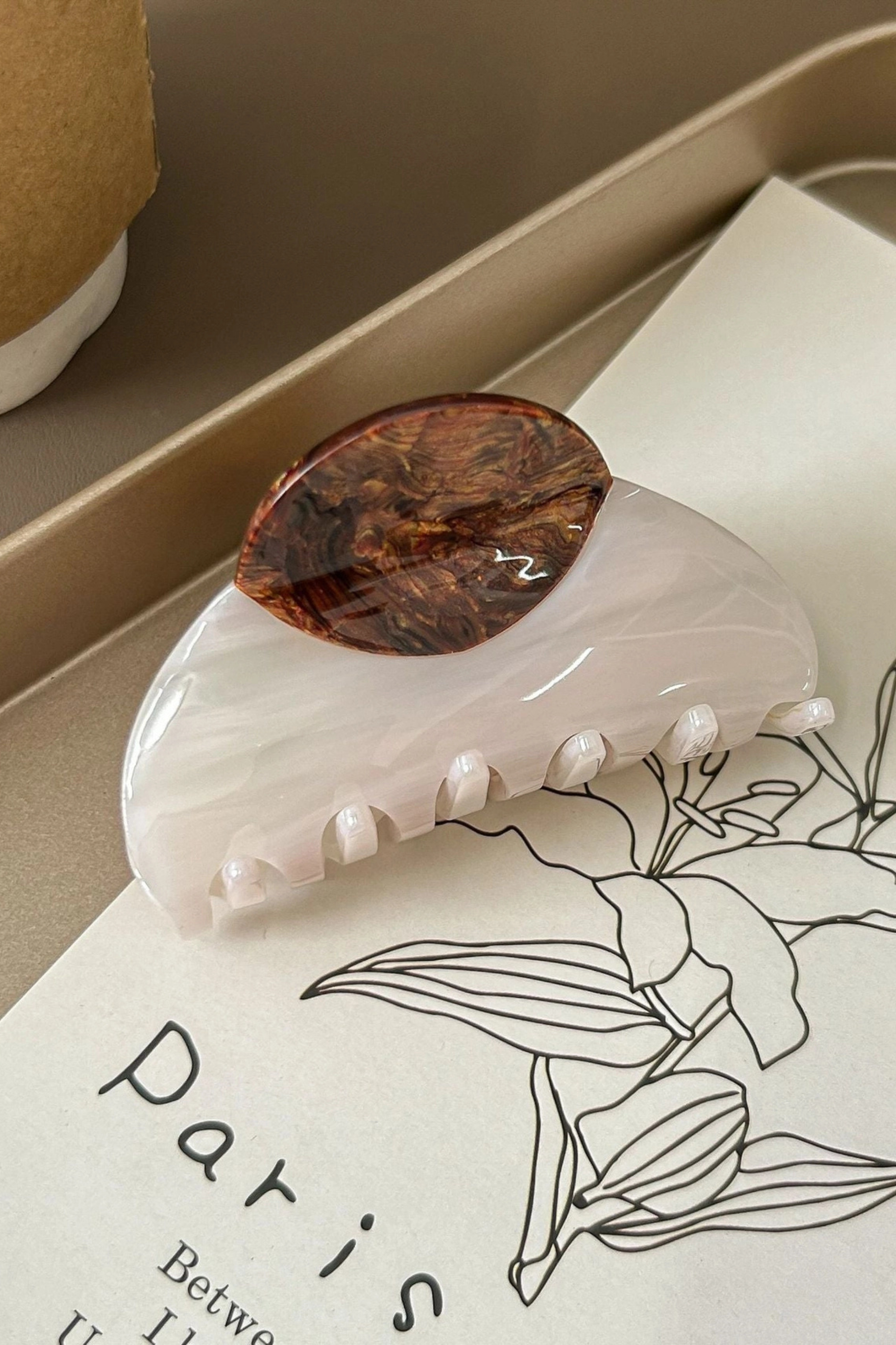 Vintage Hair Clip - Pink