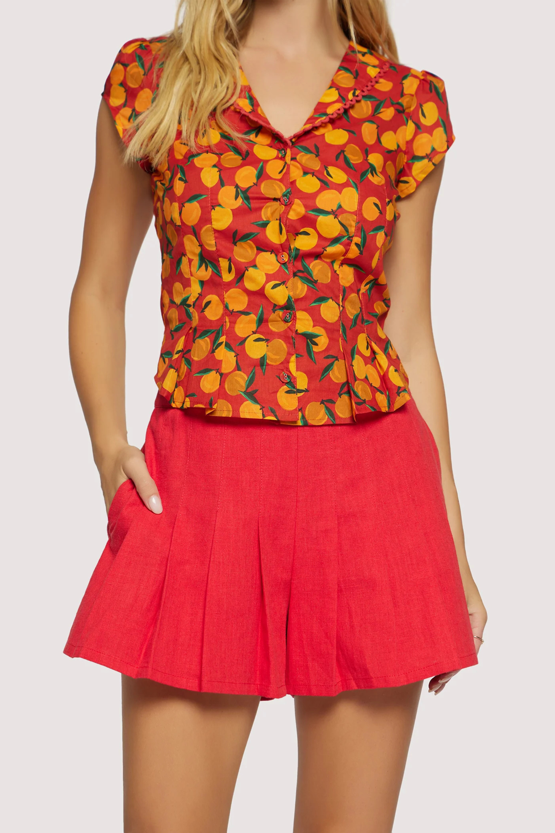 Catania Shorts - Red
