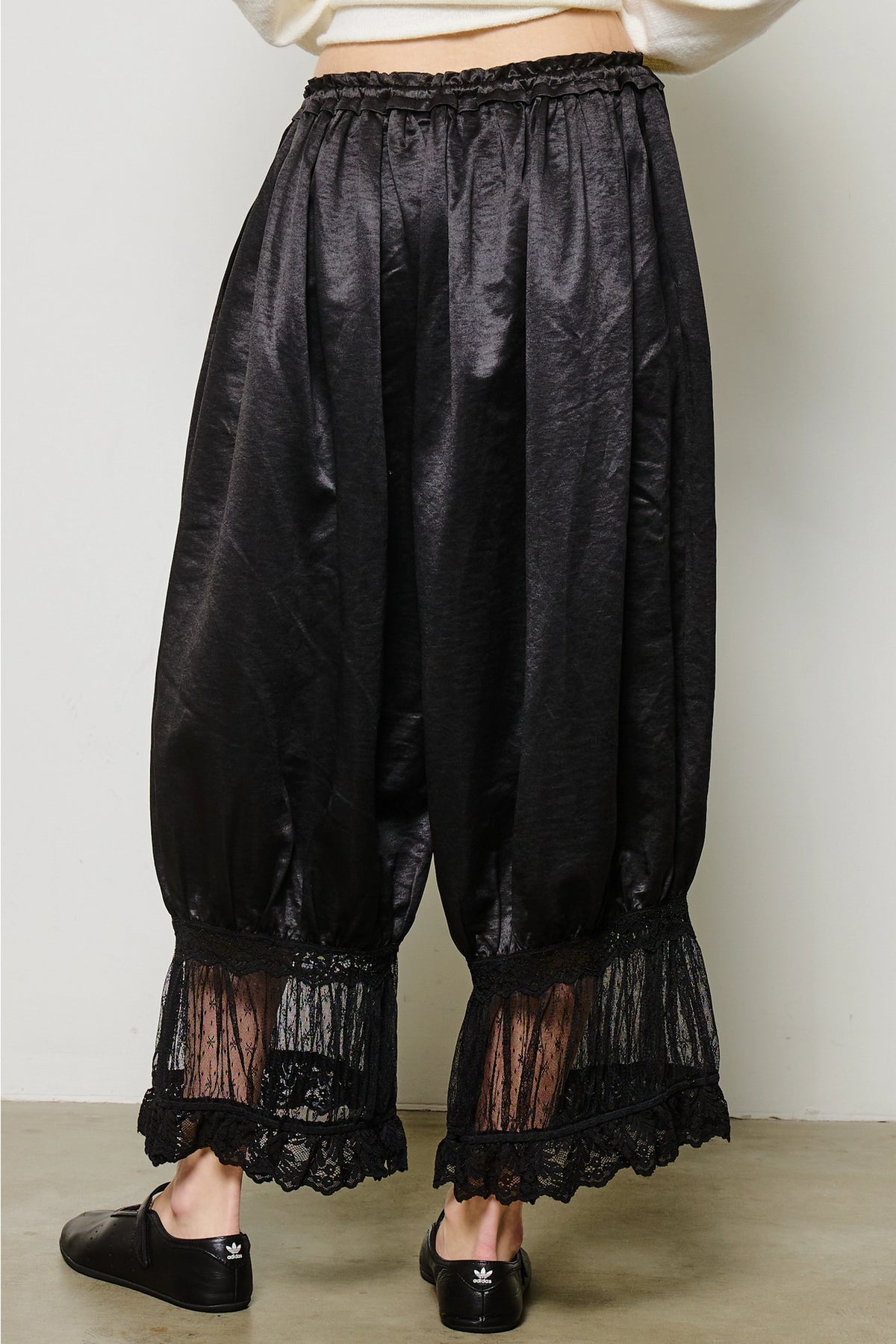 Lace Trim Bloomer Pants - Onyx