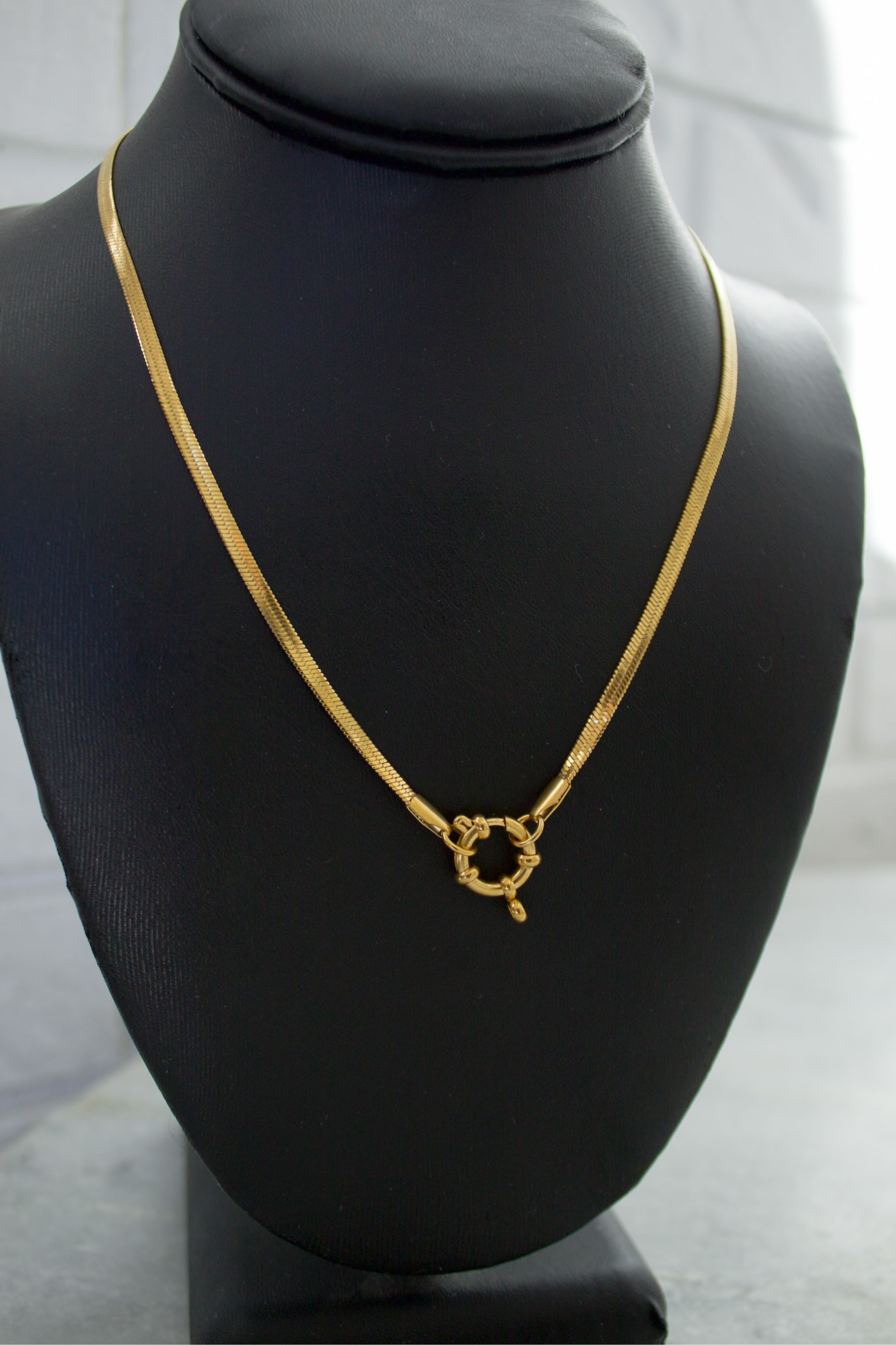 18K Thin Herringbone Charm Clasp Necklace