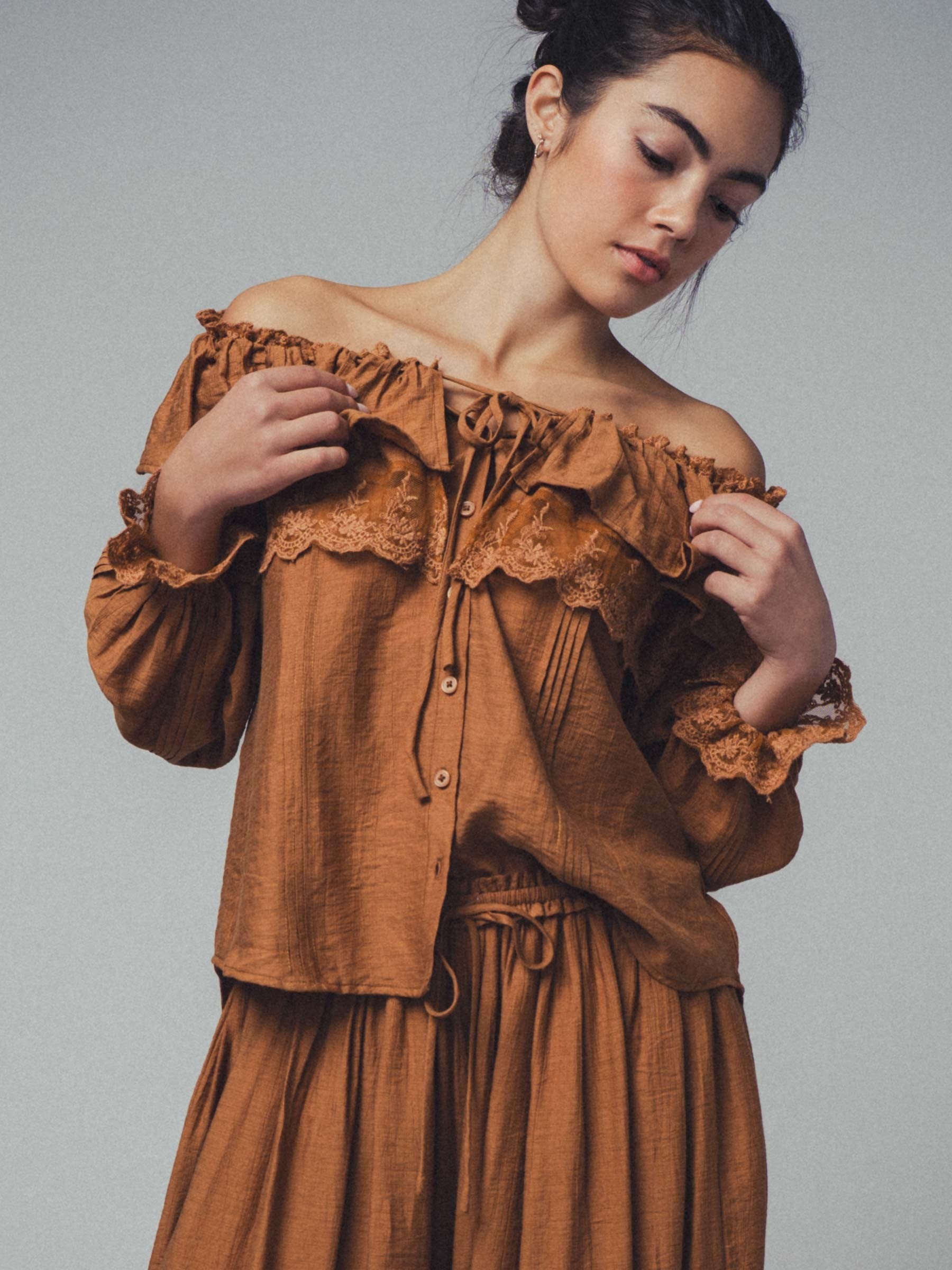 Lace Ruffled Blouse - Brown