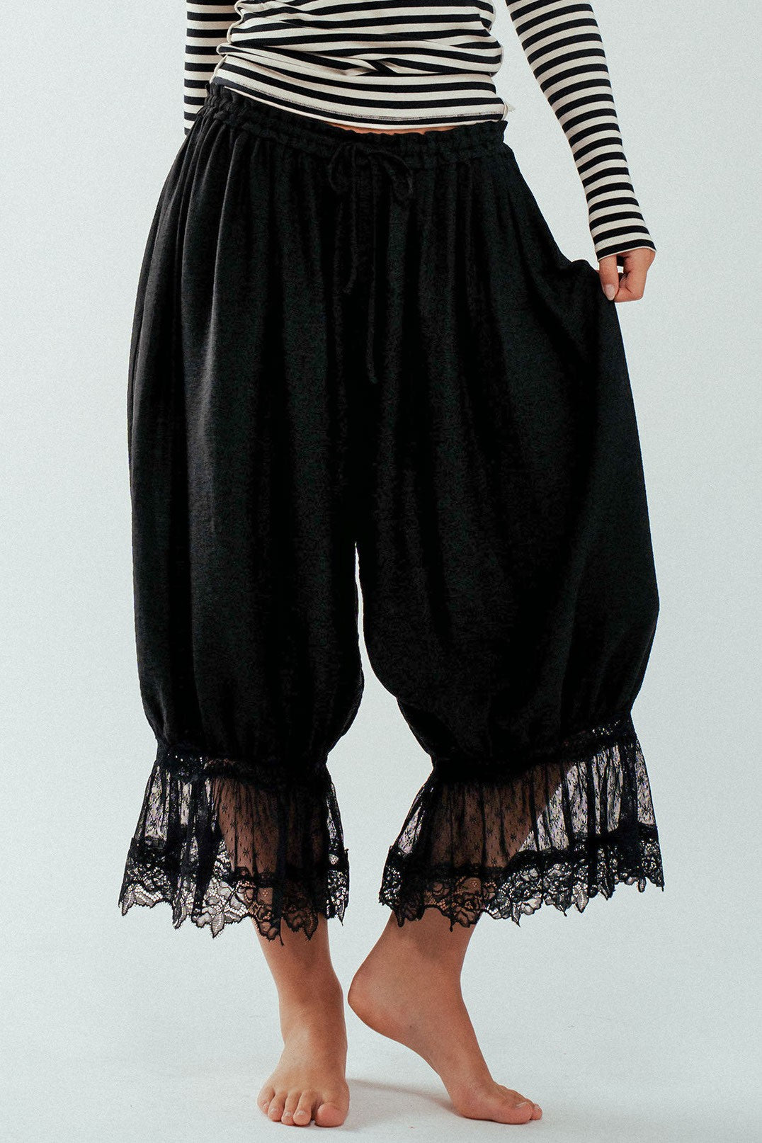 Angelic Bloomer Pants - Black