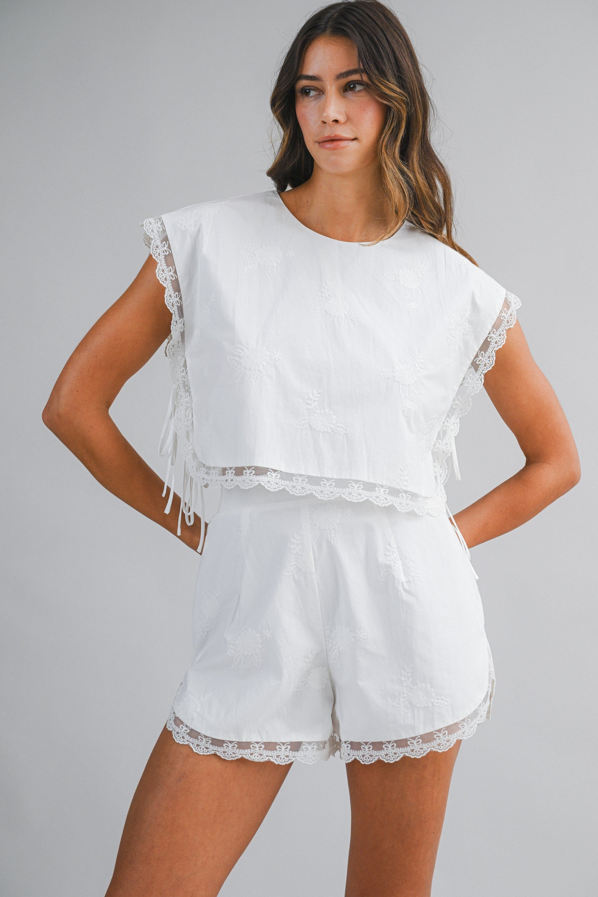 Embroidered Lace Trim Set