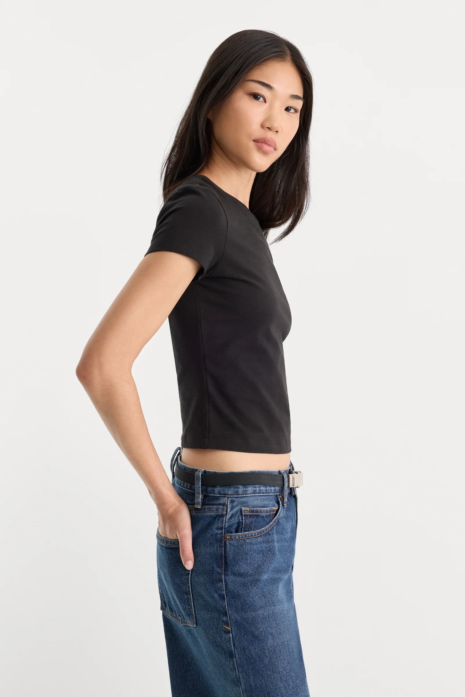 Good American - The Baby Tee - Black