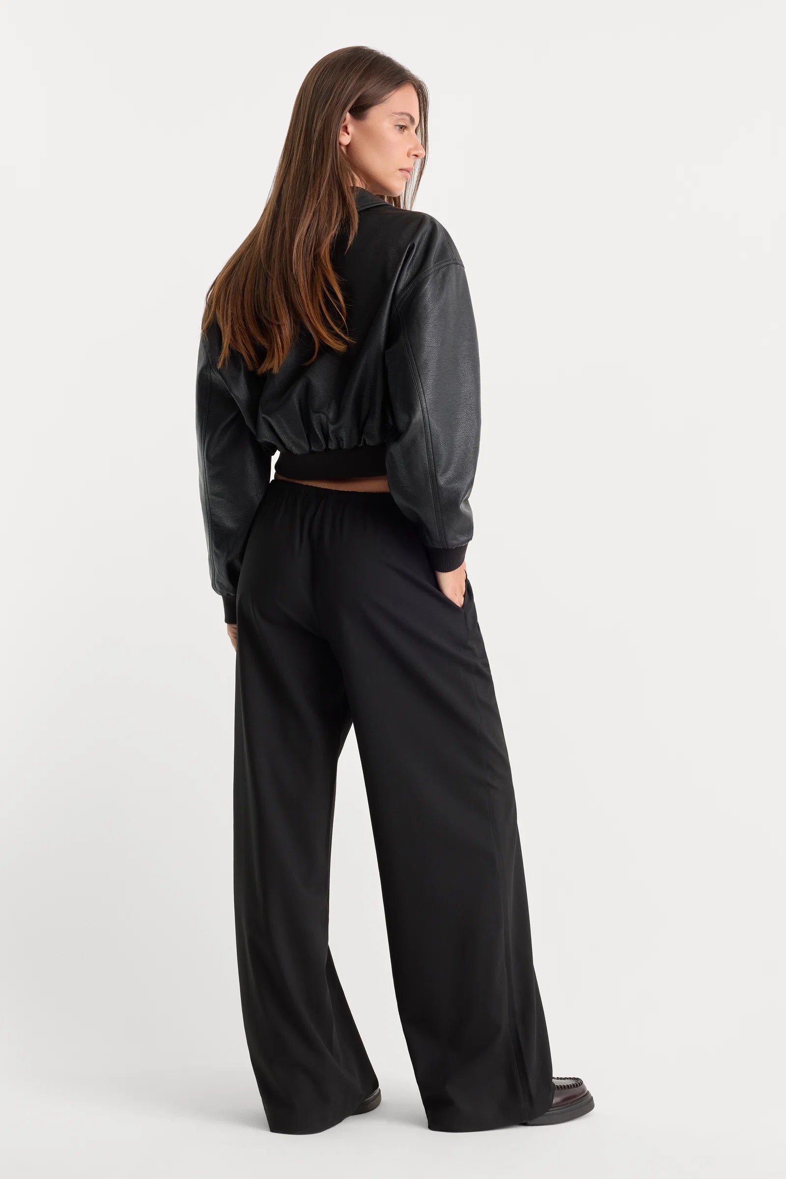 Good American - The Pull On Trouser - Black