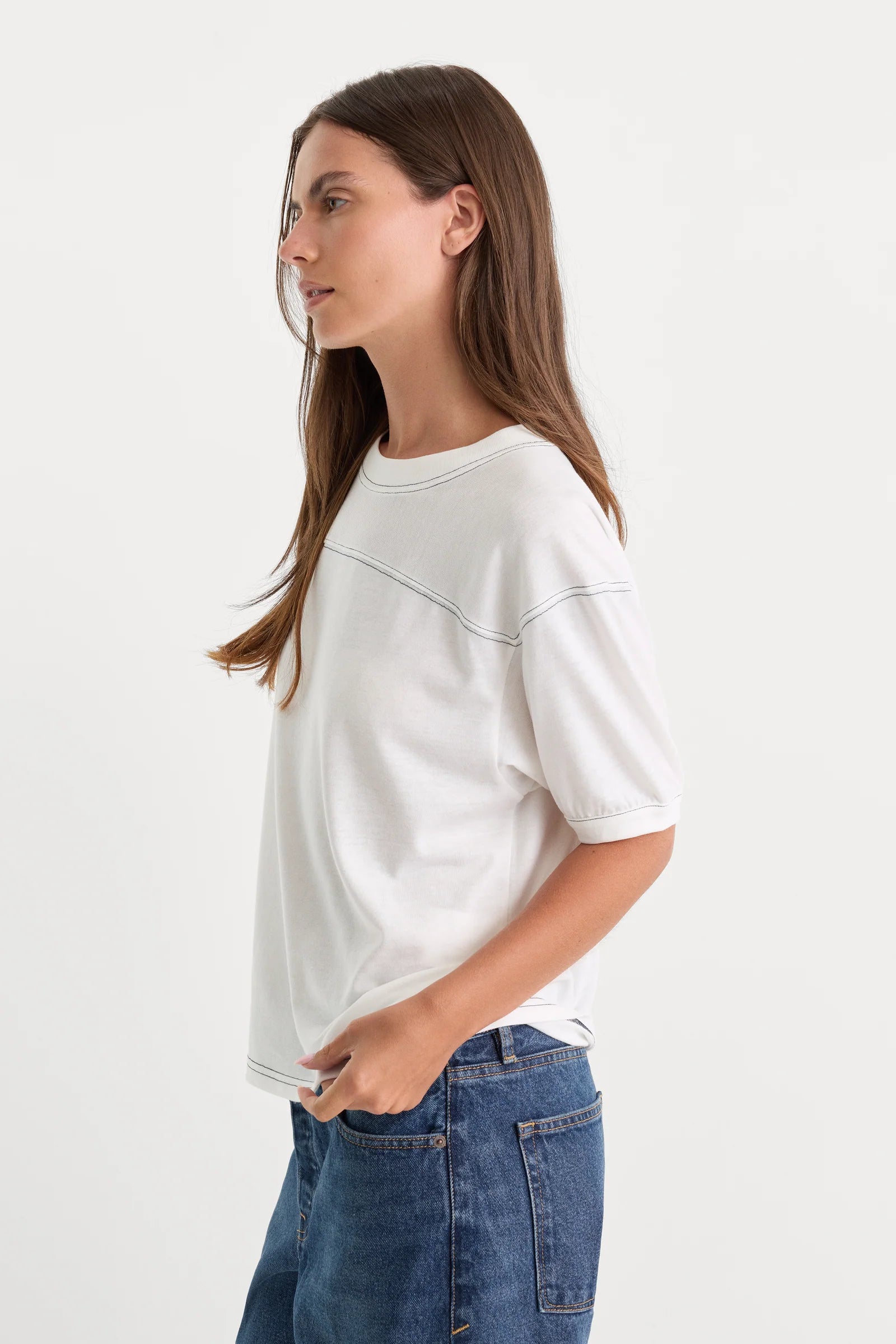 Good American - The Gym Tee - Chalk