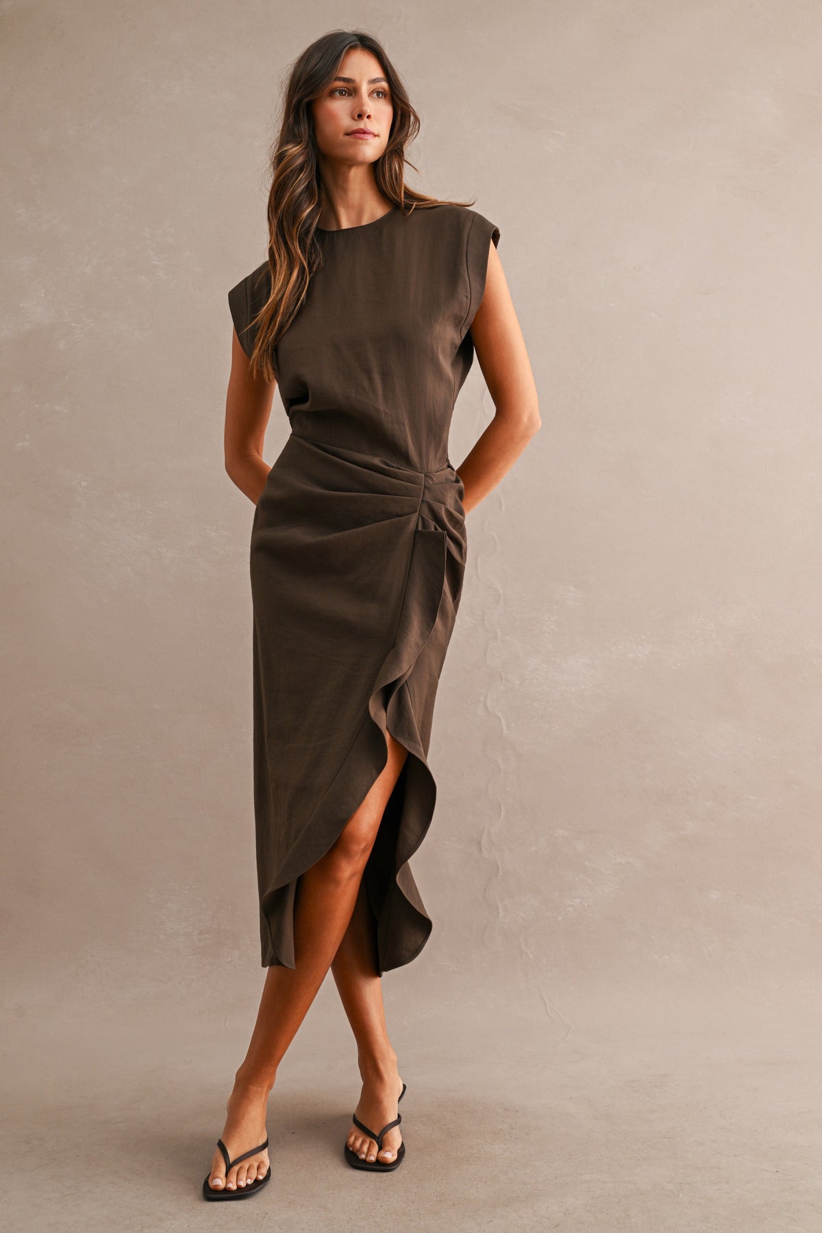 Ruffled Midi Dress - Brown