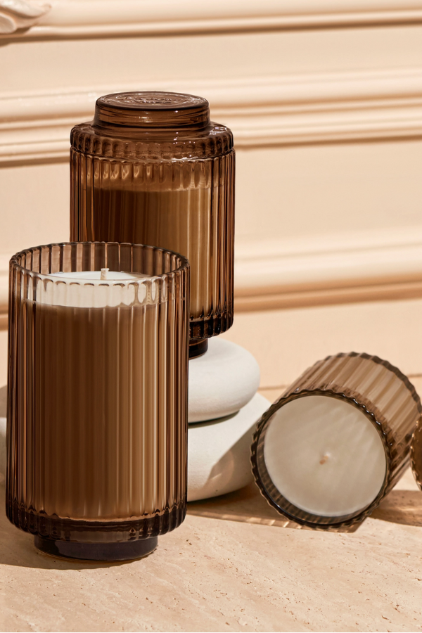 La Jolie Muse - Saffron & Oud 19oz Candle