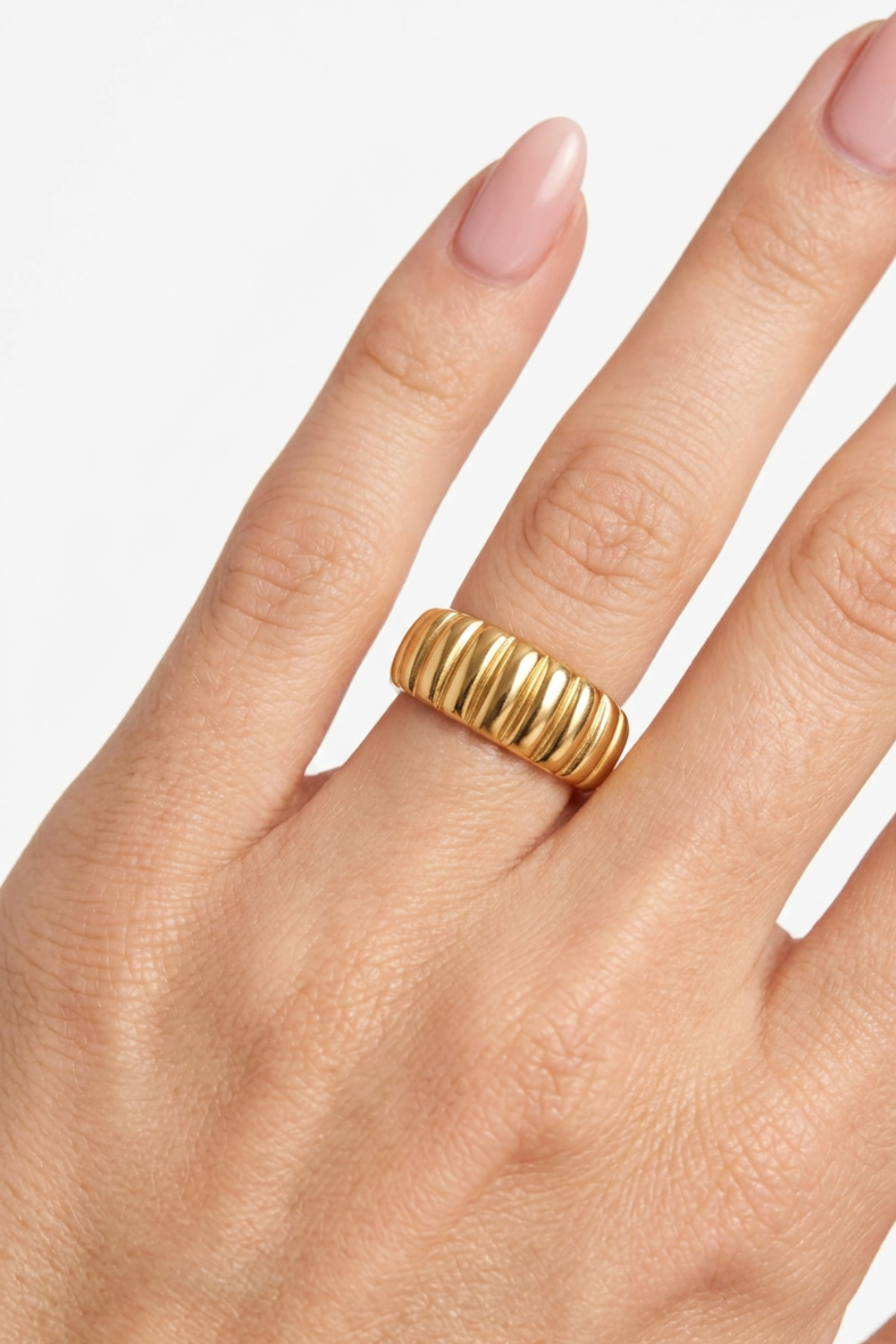 18K Lydia Scalloped Ring