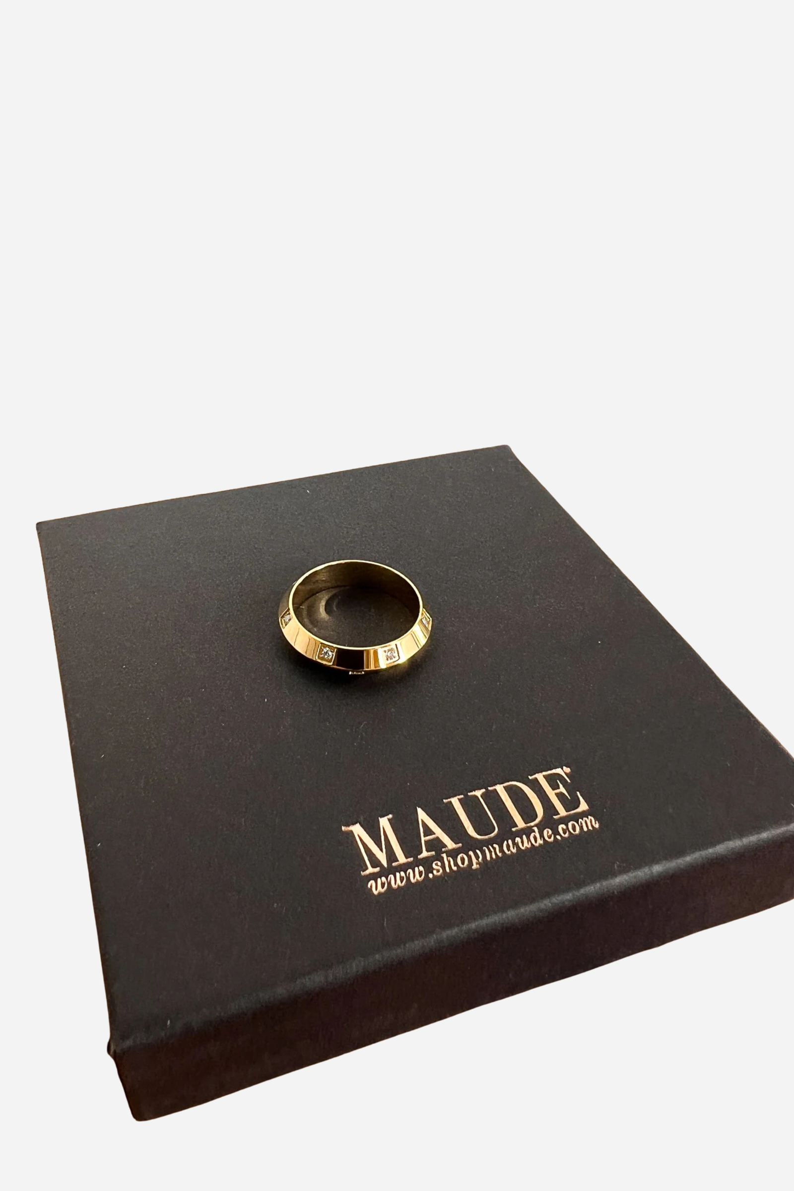 18K Faith Diamond Ring