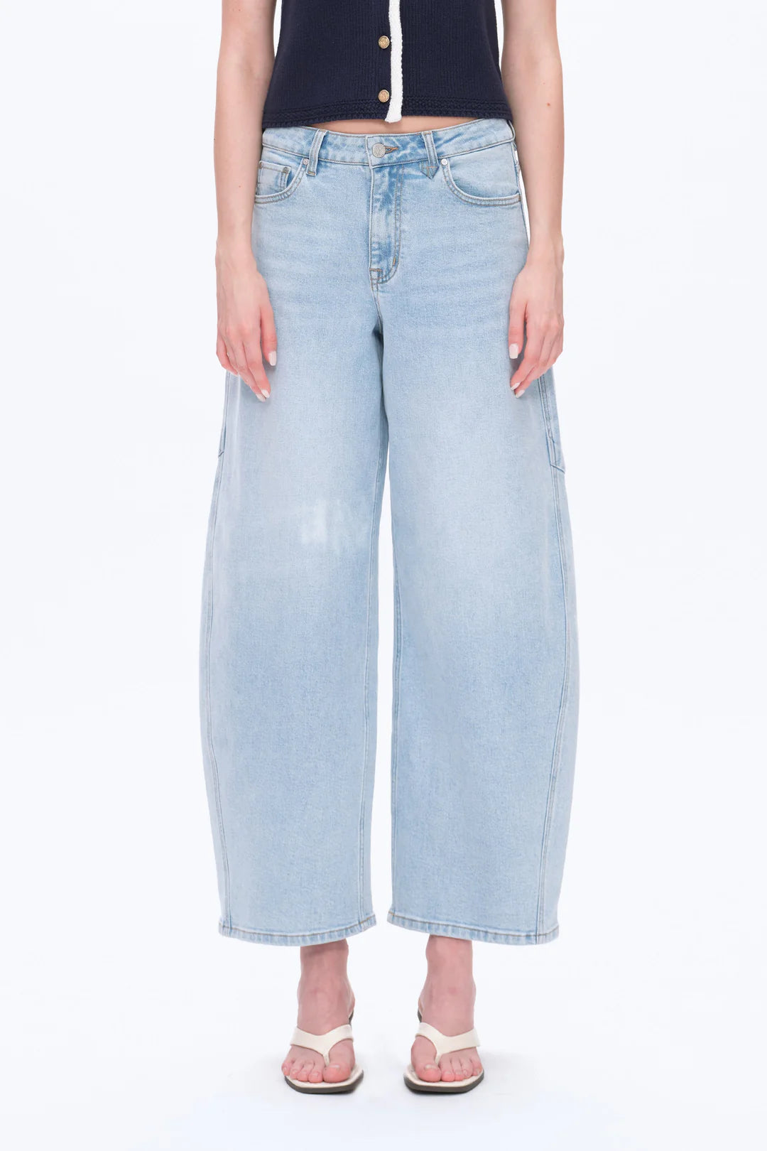Mid-Rise Balloon Jeans - Light Blue