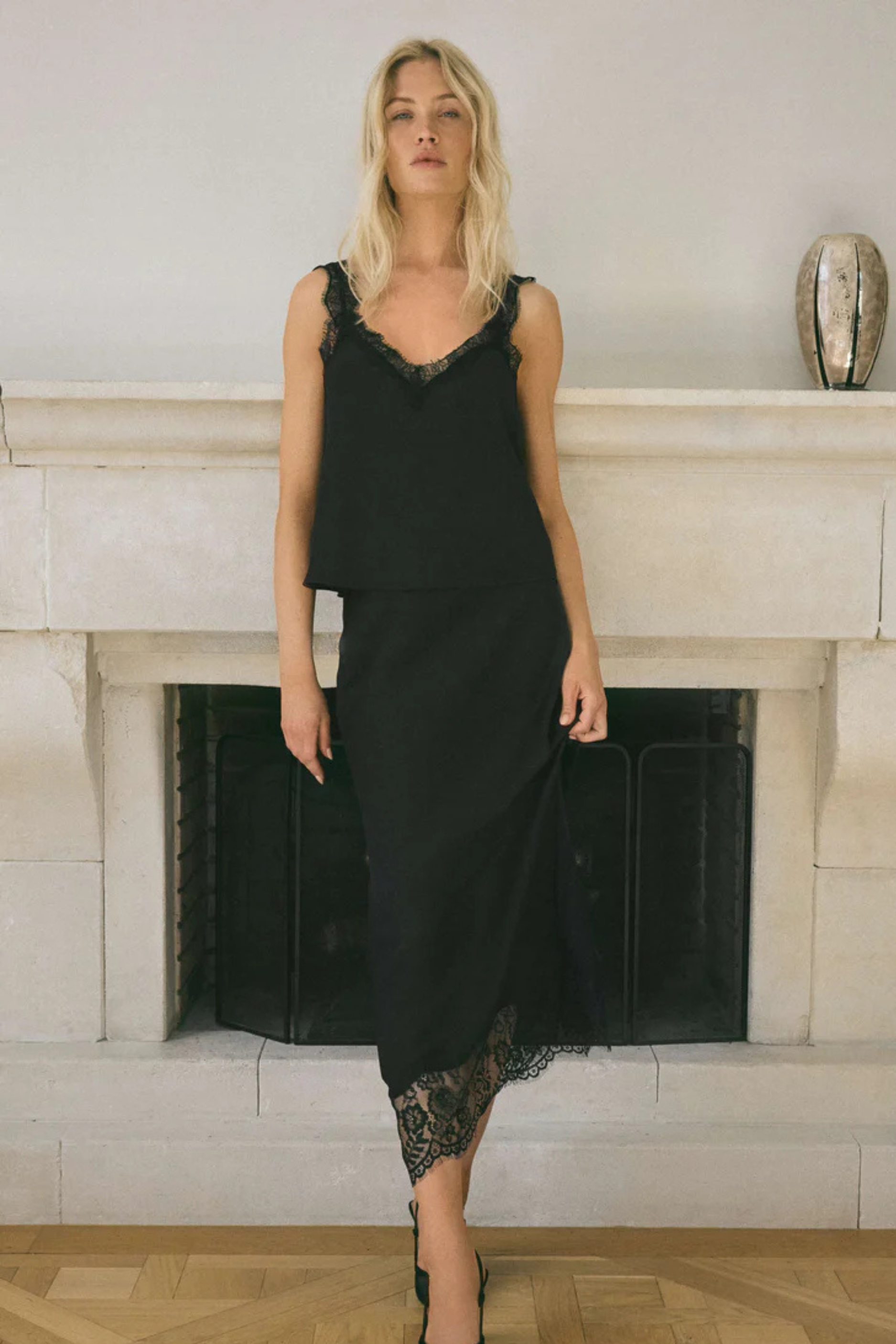 Cinder Lace Midi Skirt - Black