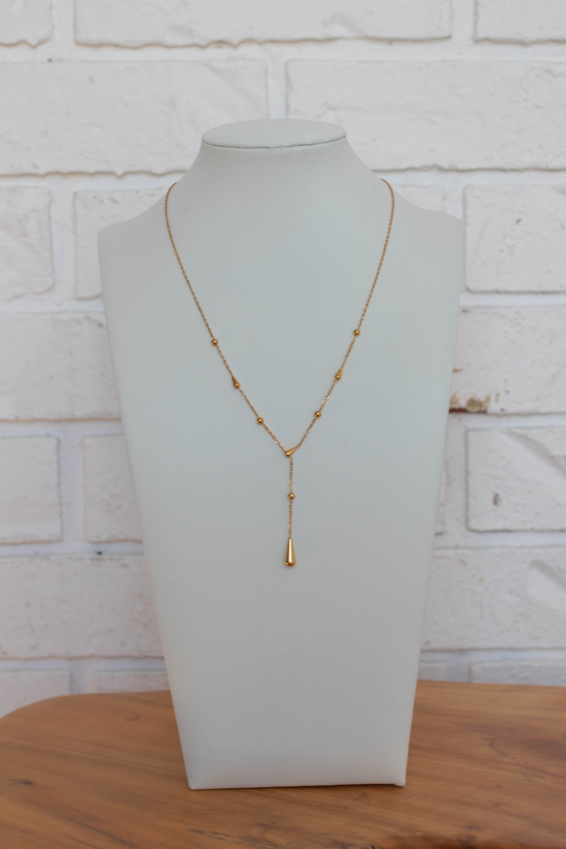 18K Zara Lariat Necklace