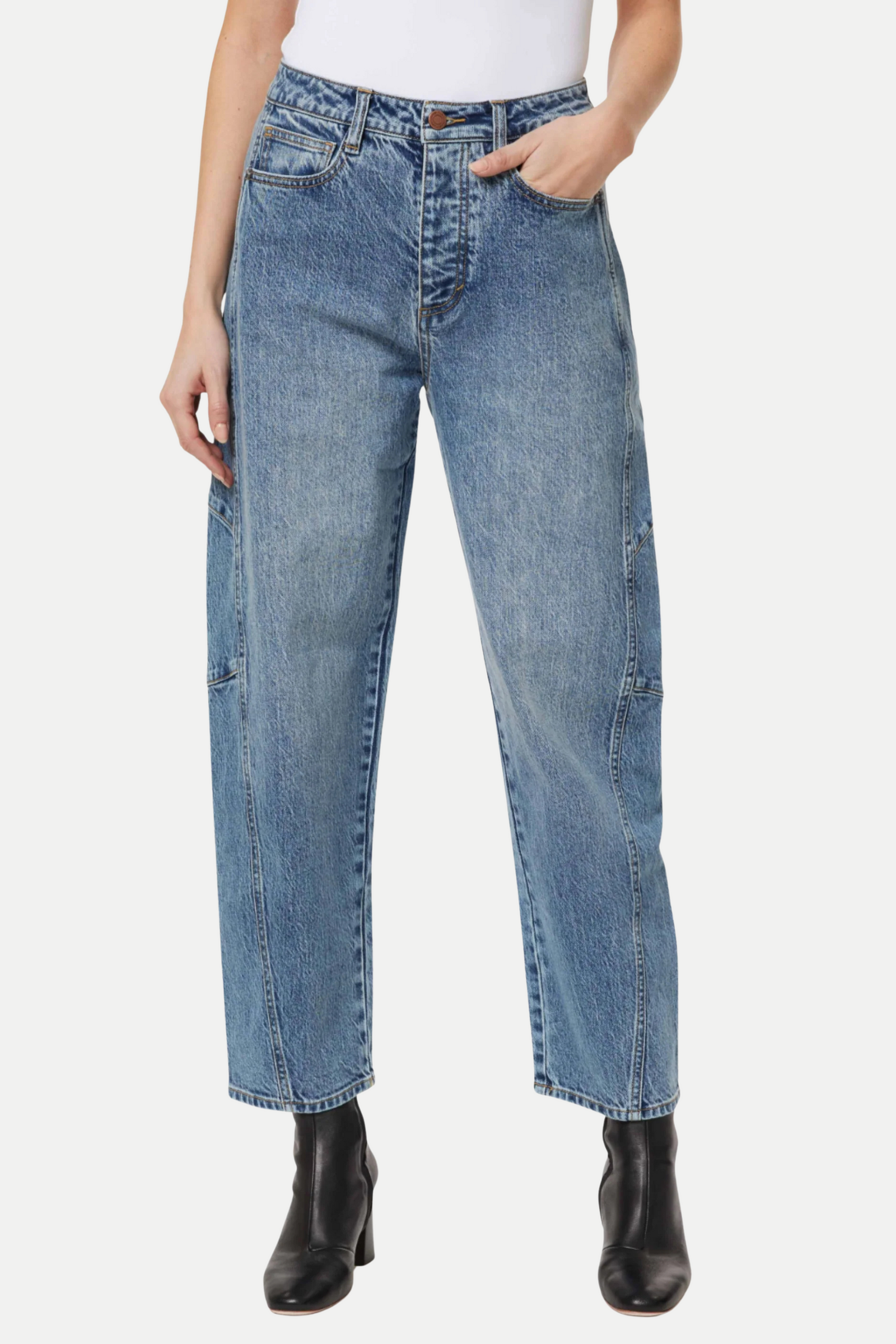 Evie Barrel Cropped Jeans