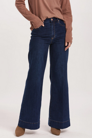 Fiona High Rise Wide Leg Jeans - Star Demand