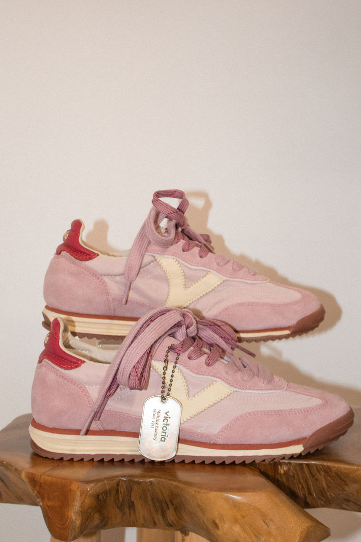 Victoria Saturno Sneakers - Pink
