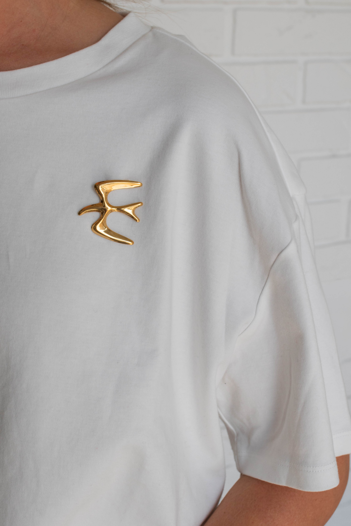 18K Gold Mockingbird Brooch