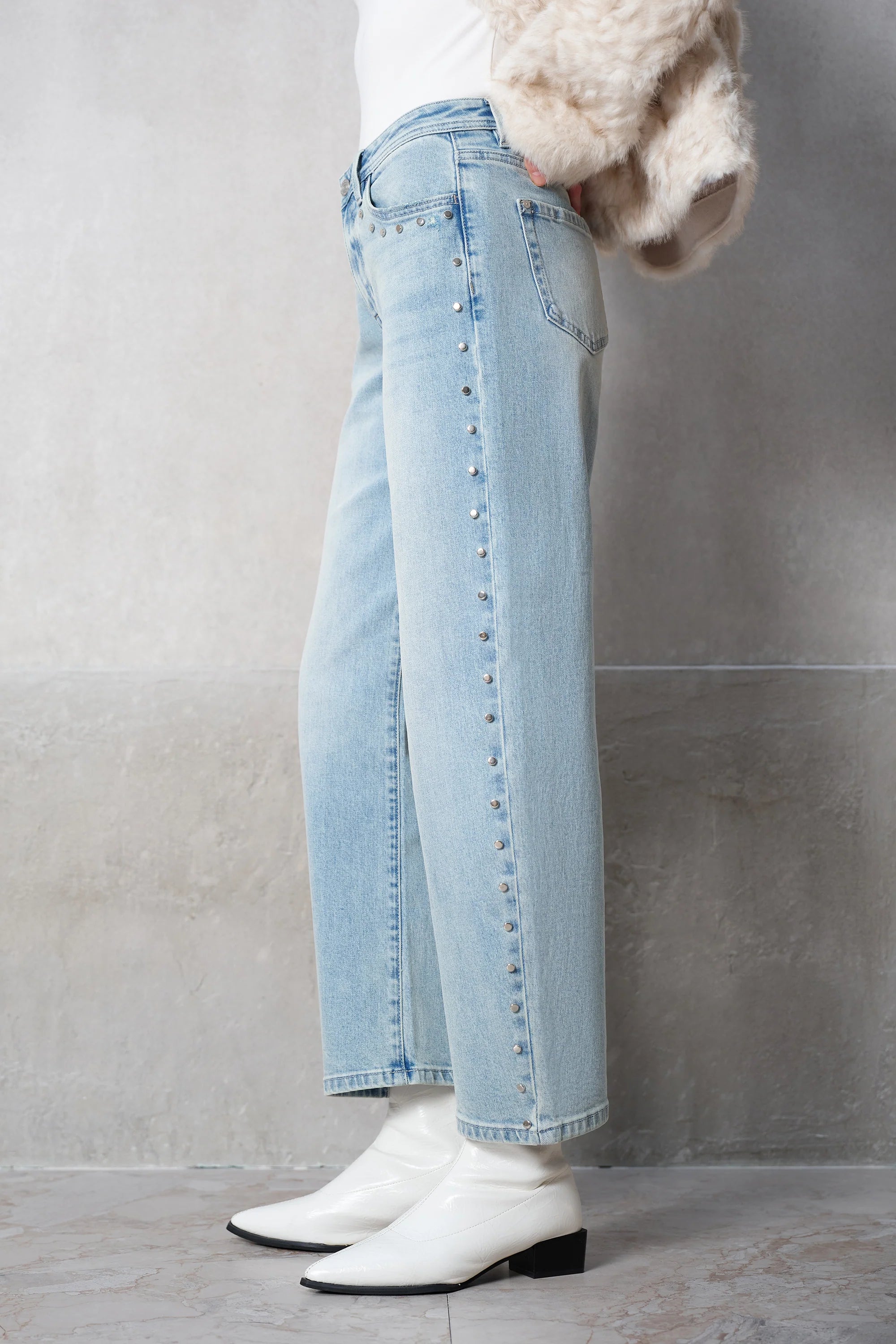 Tokyo Mid Rise Studded Jeans - Luminara
