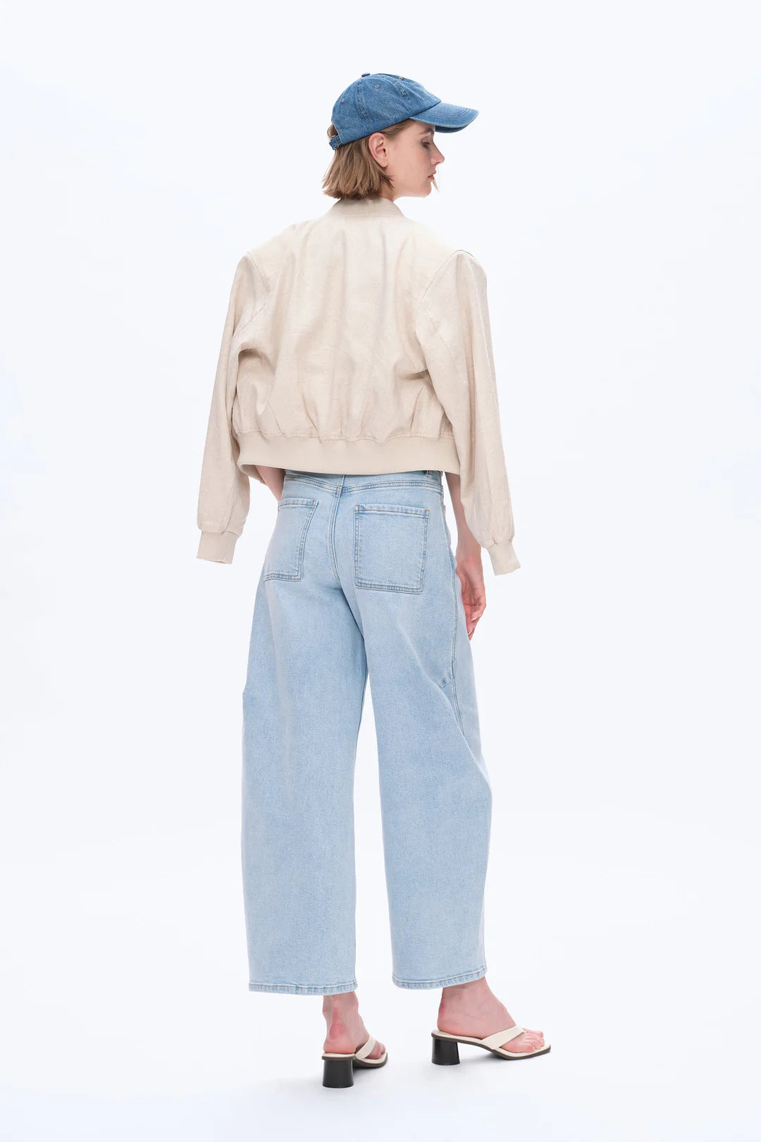 Mid-Rise Balloon Jeans - Light Blue