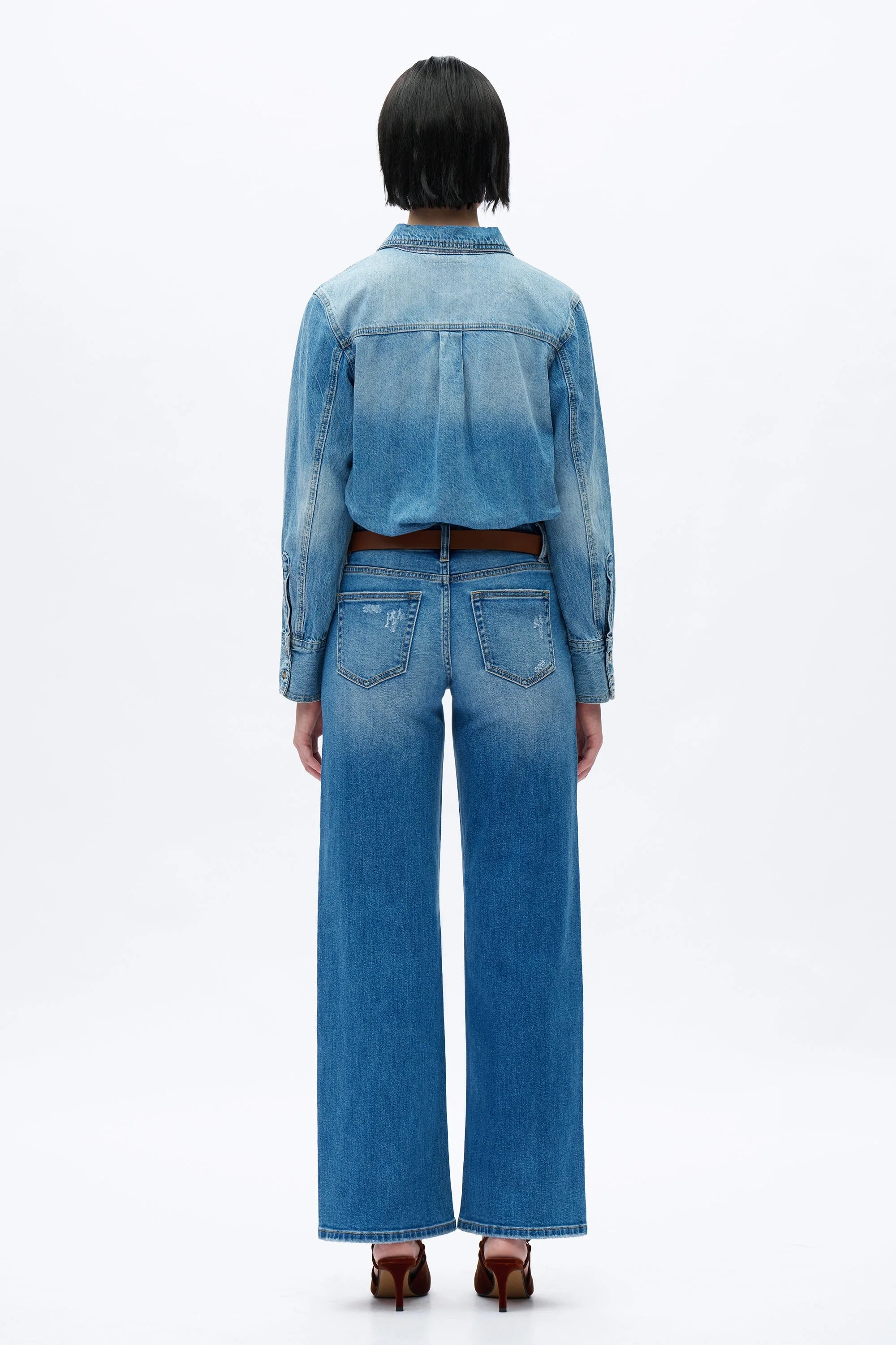 Low Rise Wide Leg Jeans - Medium Blue